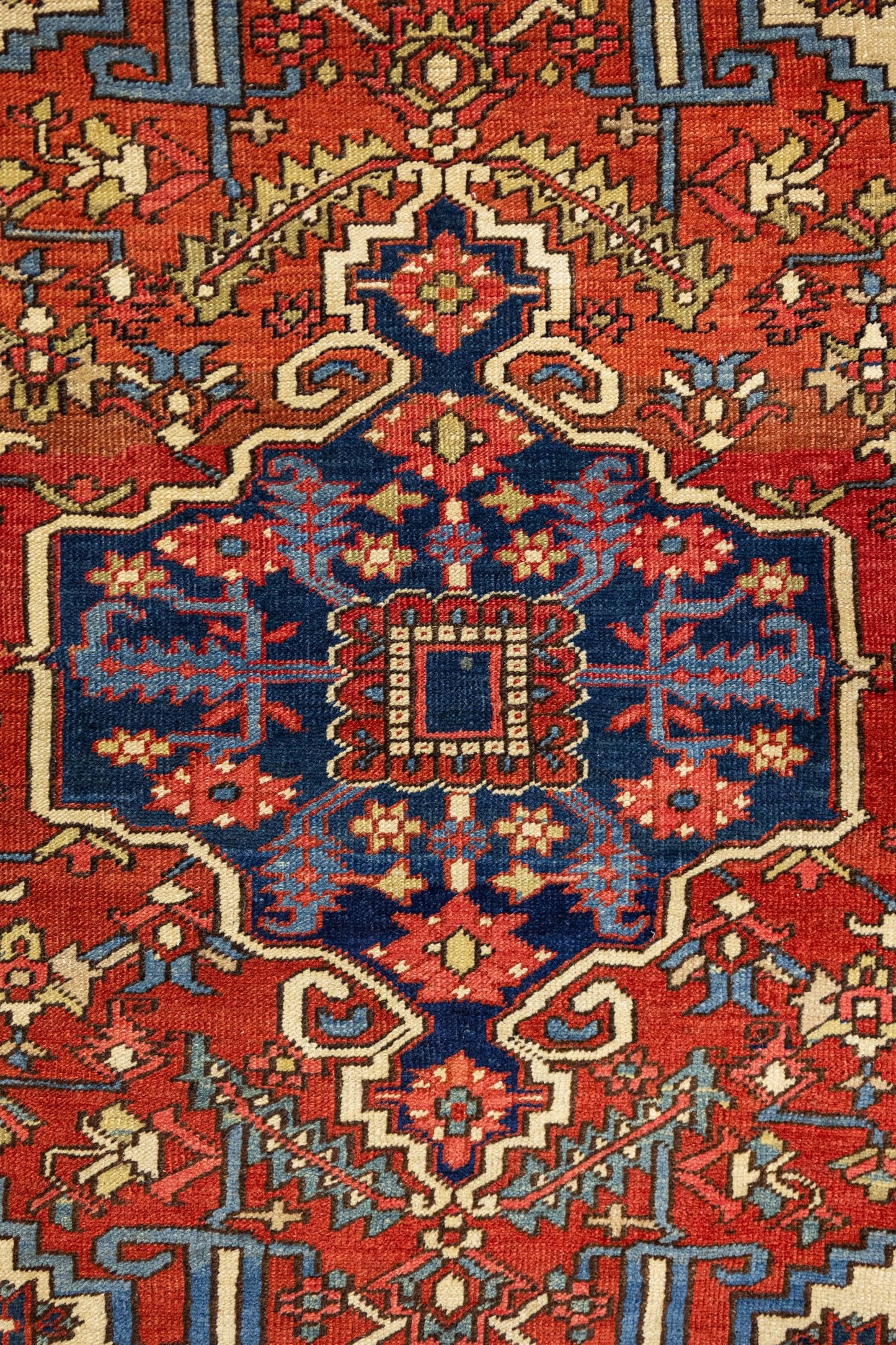 Antique Serapi Handwoven Tribal Rug, J89108