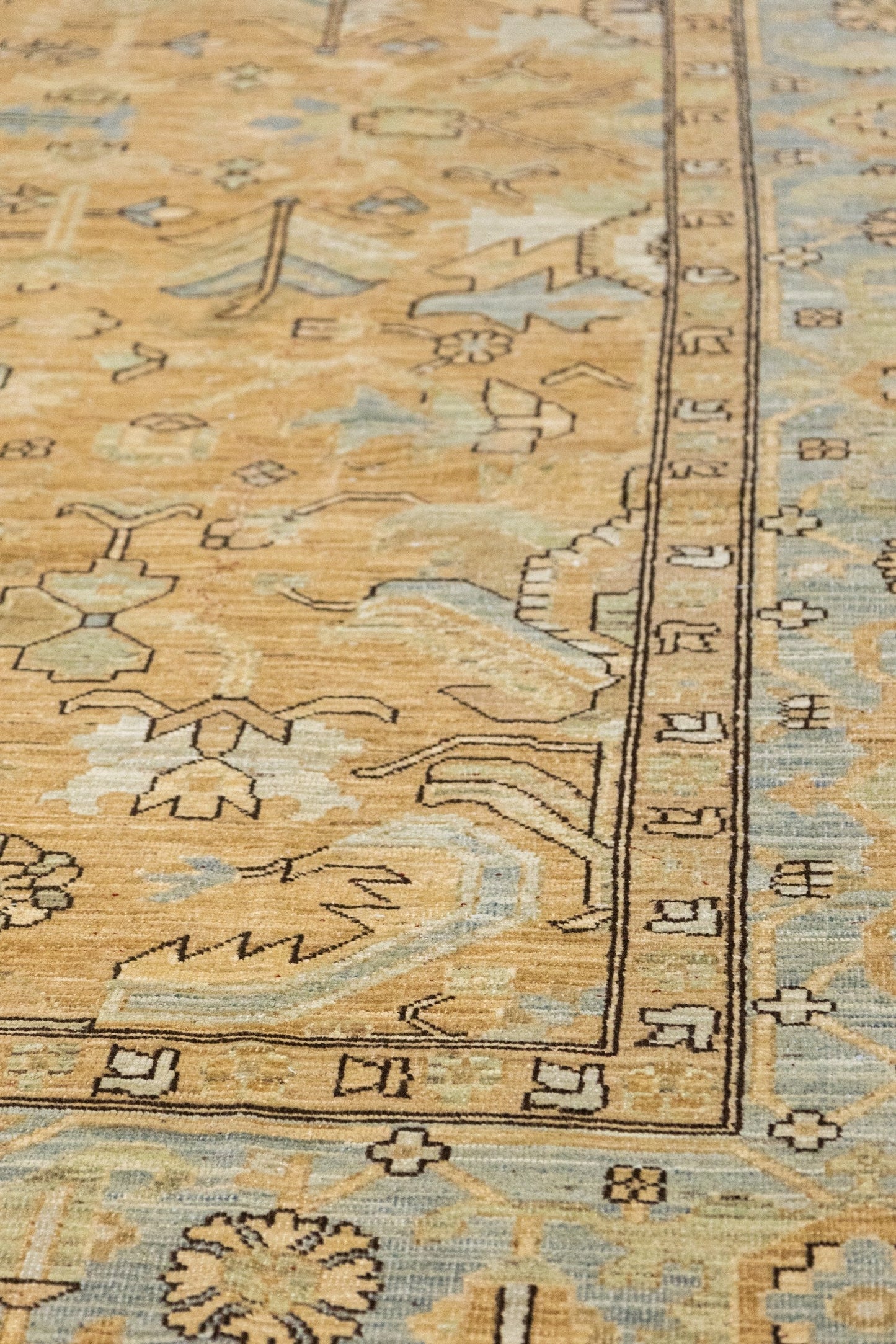 Serapi Handwoven Tribal Rug, J89278