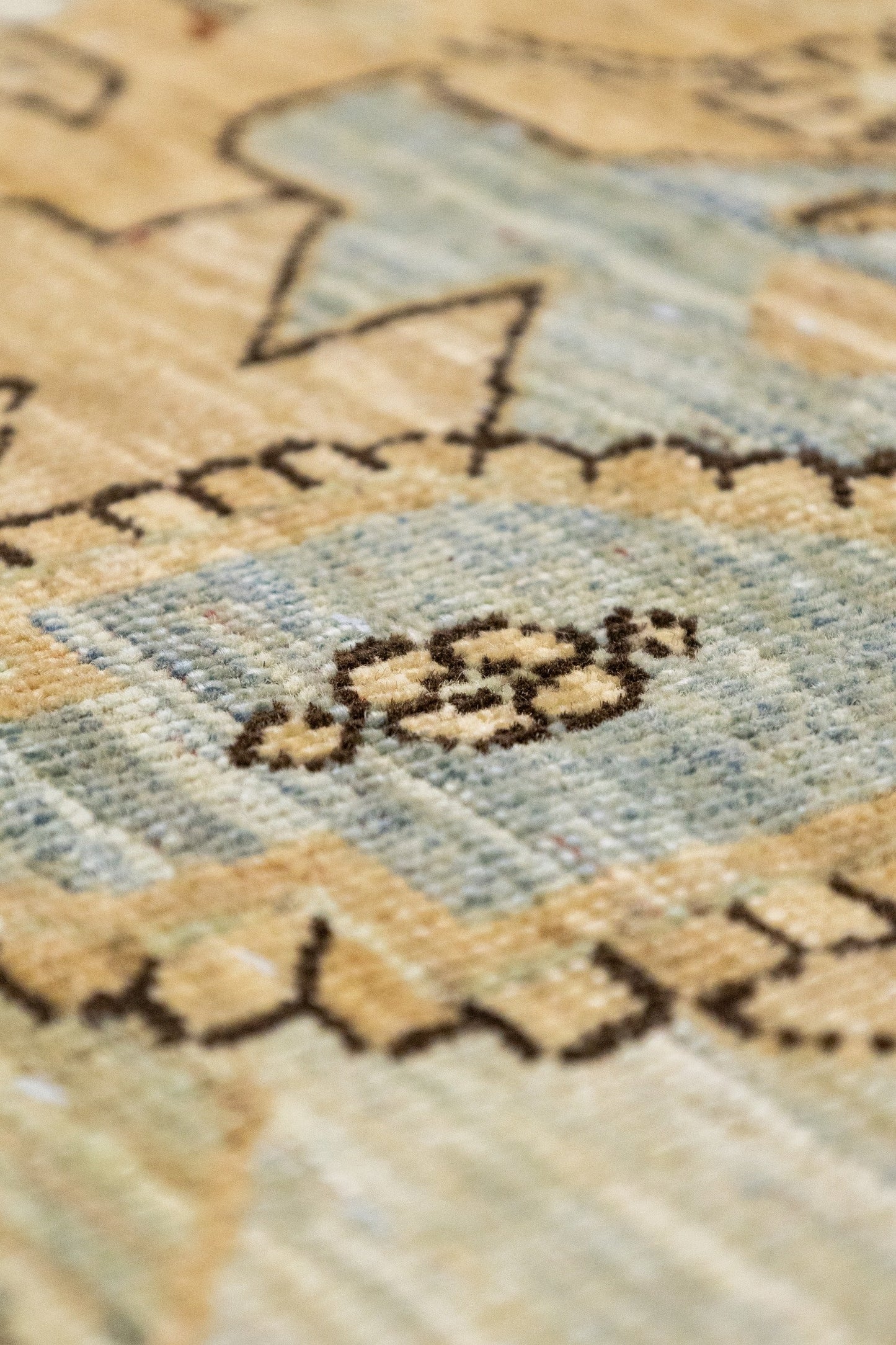 Serapi Handwoven Tribal Rug, J89278