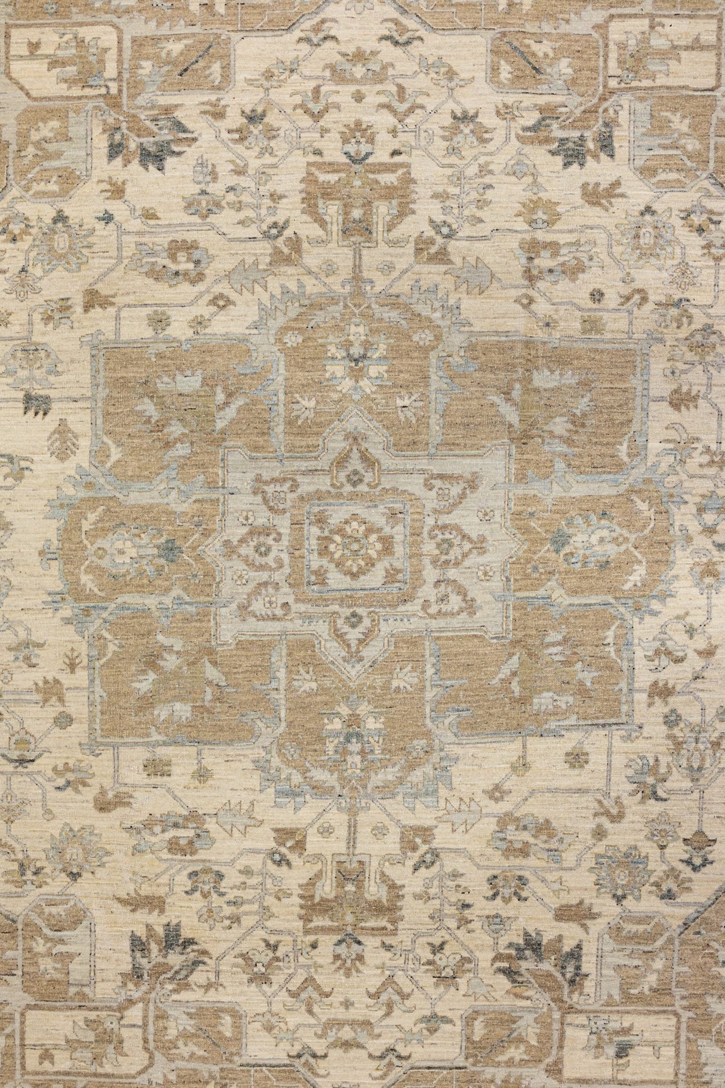Serapi Handwoven Tribal Rug, J89301