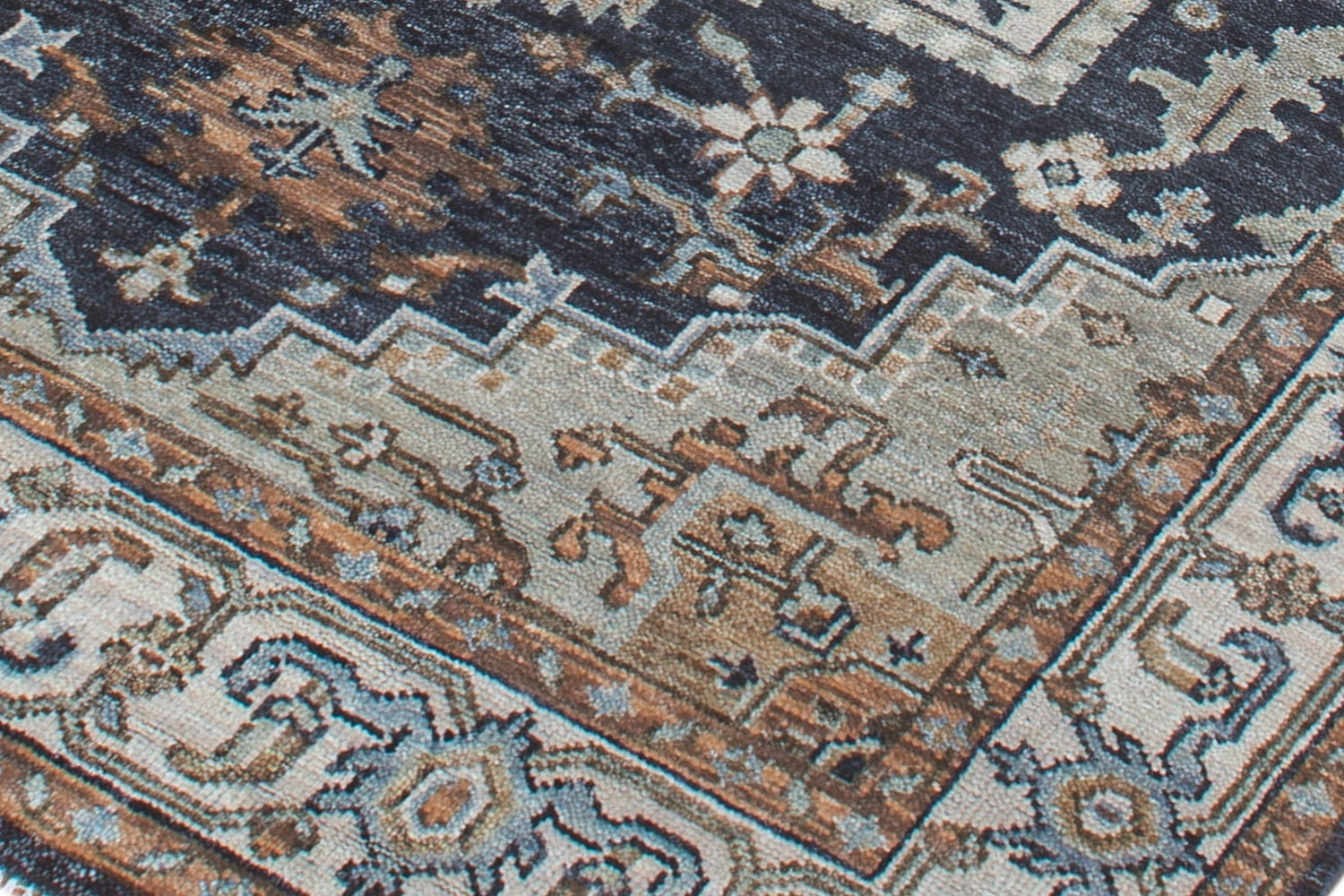 Serapi Medallion Handwoven Tribal Rug, J72581