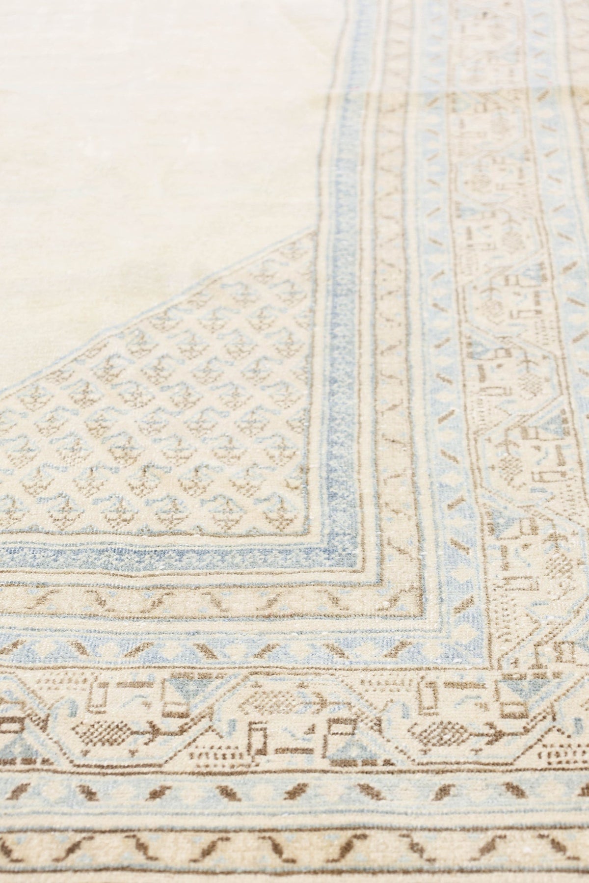 Vintage Serriband Handwoven Tribal Rug, J79419