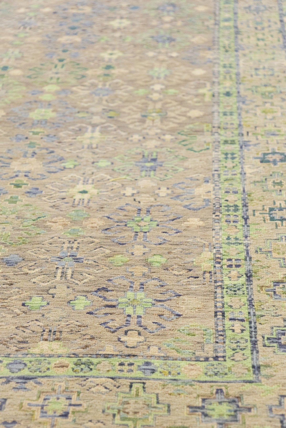 Shahsavan Handwoven Tribal Rug, J89077