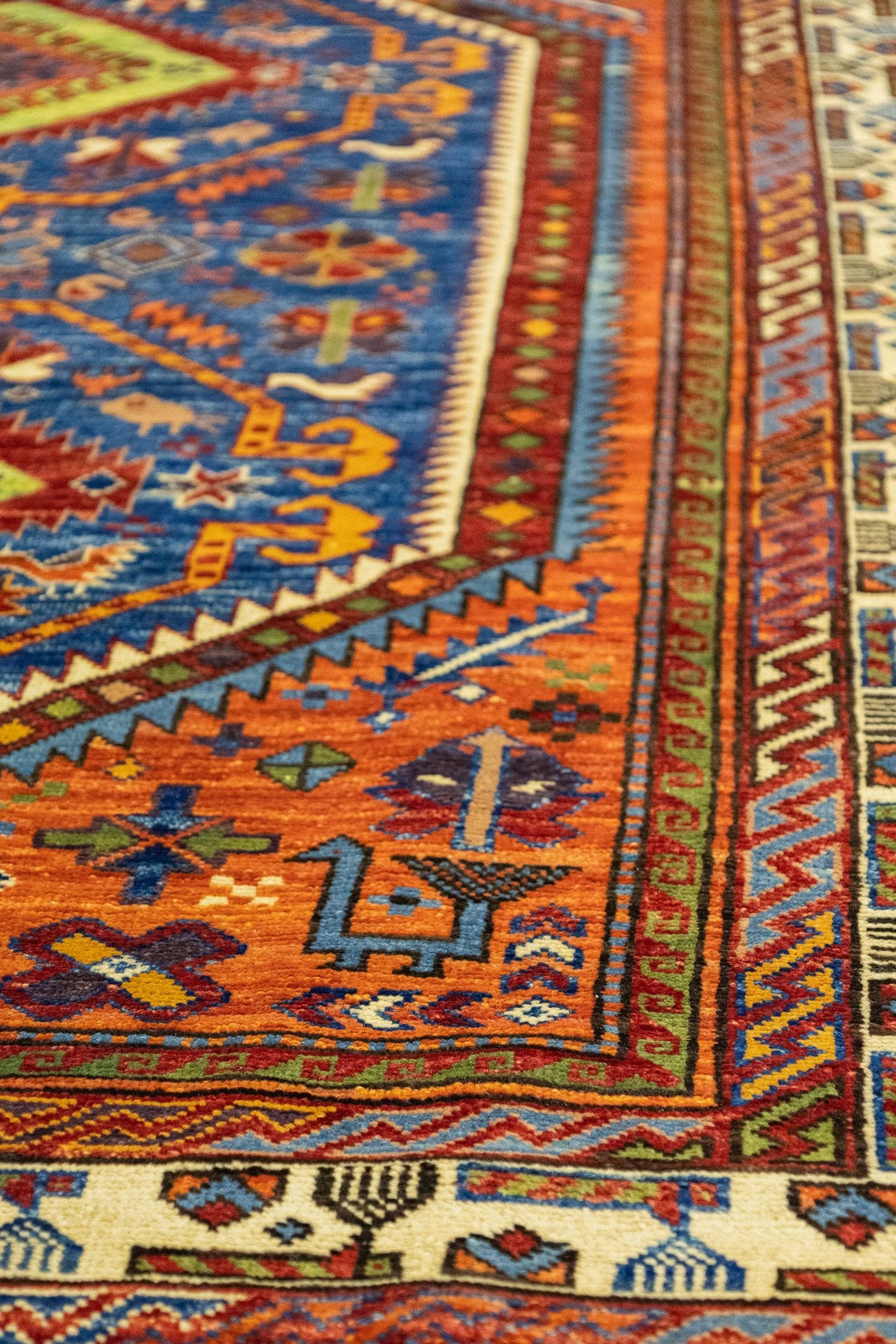 Shiraz Handwoven Tribal Rug, J86096