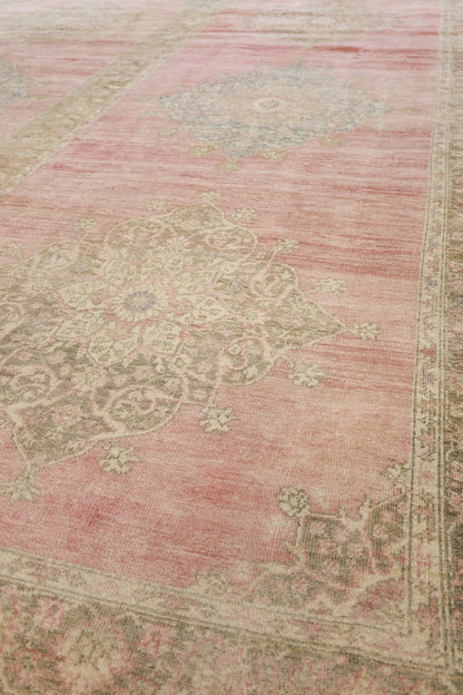 Vintage Sivas Handwoven Tribal Rug, J70950