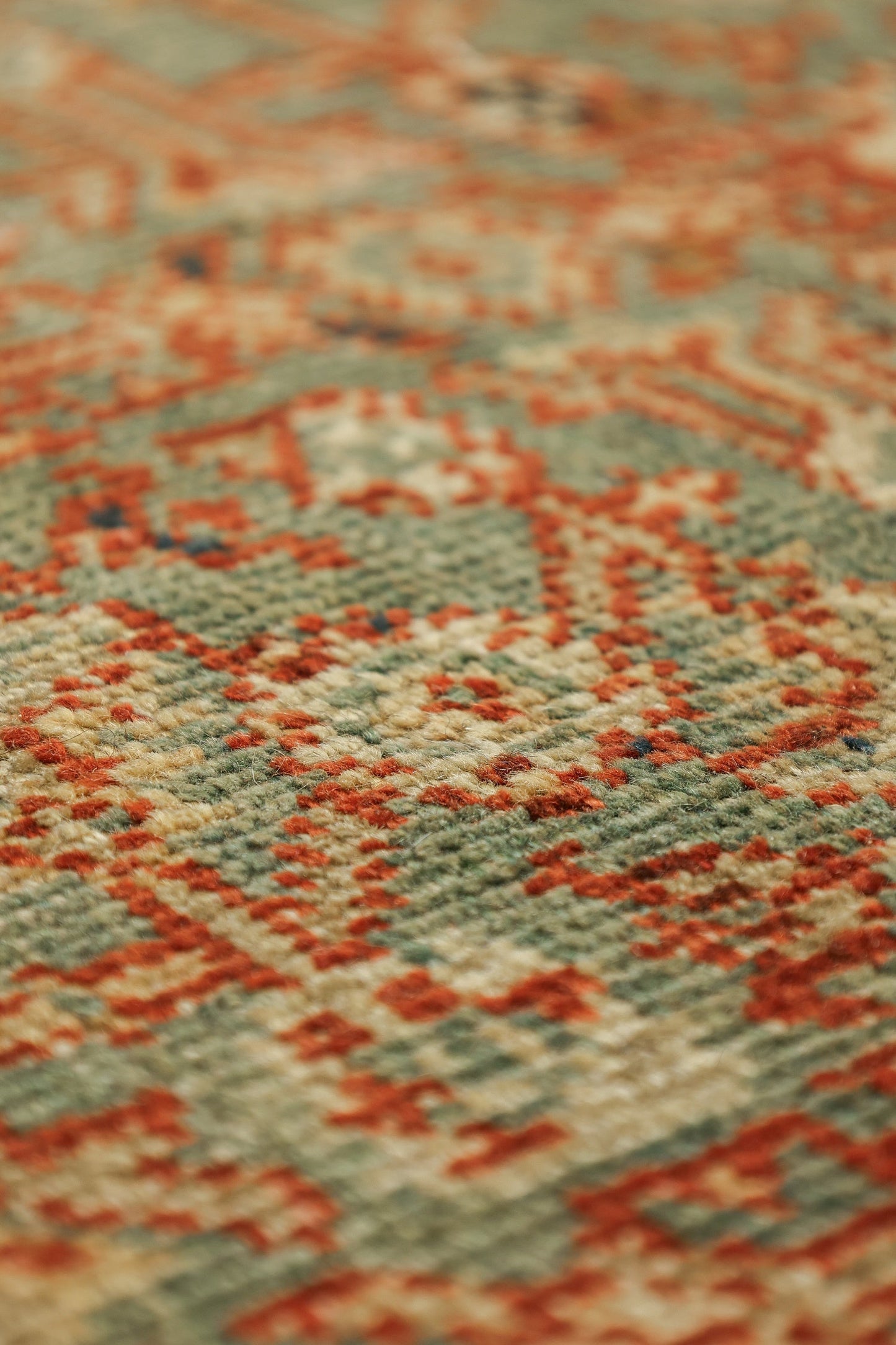 Vintage Sultanabad Handwoven Tribal Rug, J73858