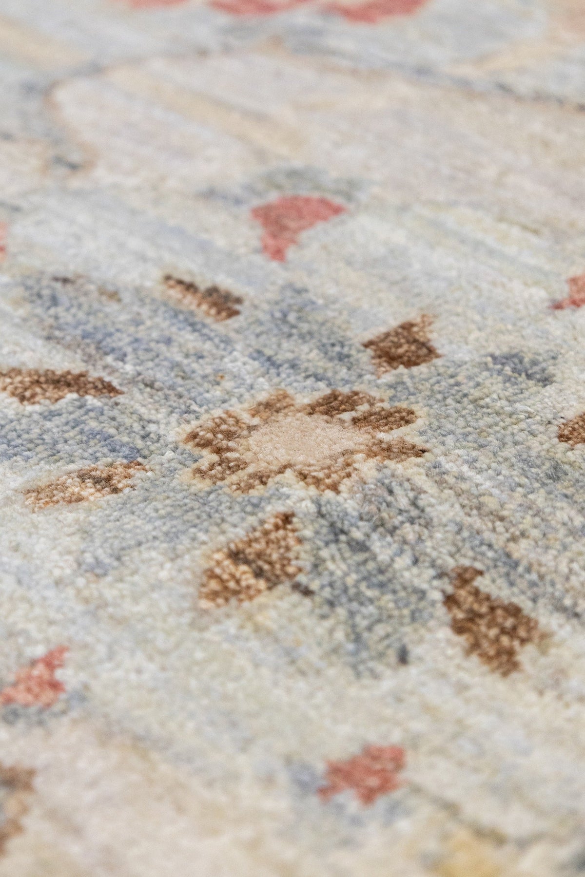 Sultanabad Handwoven Tribal Rug, J88100