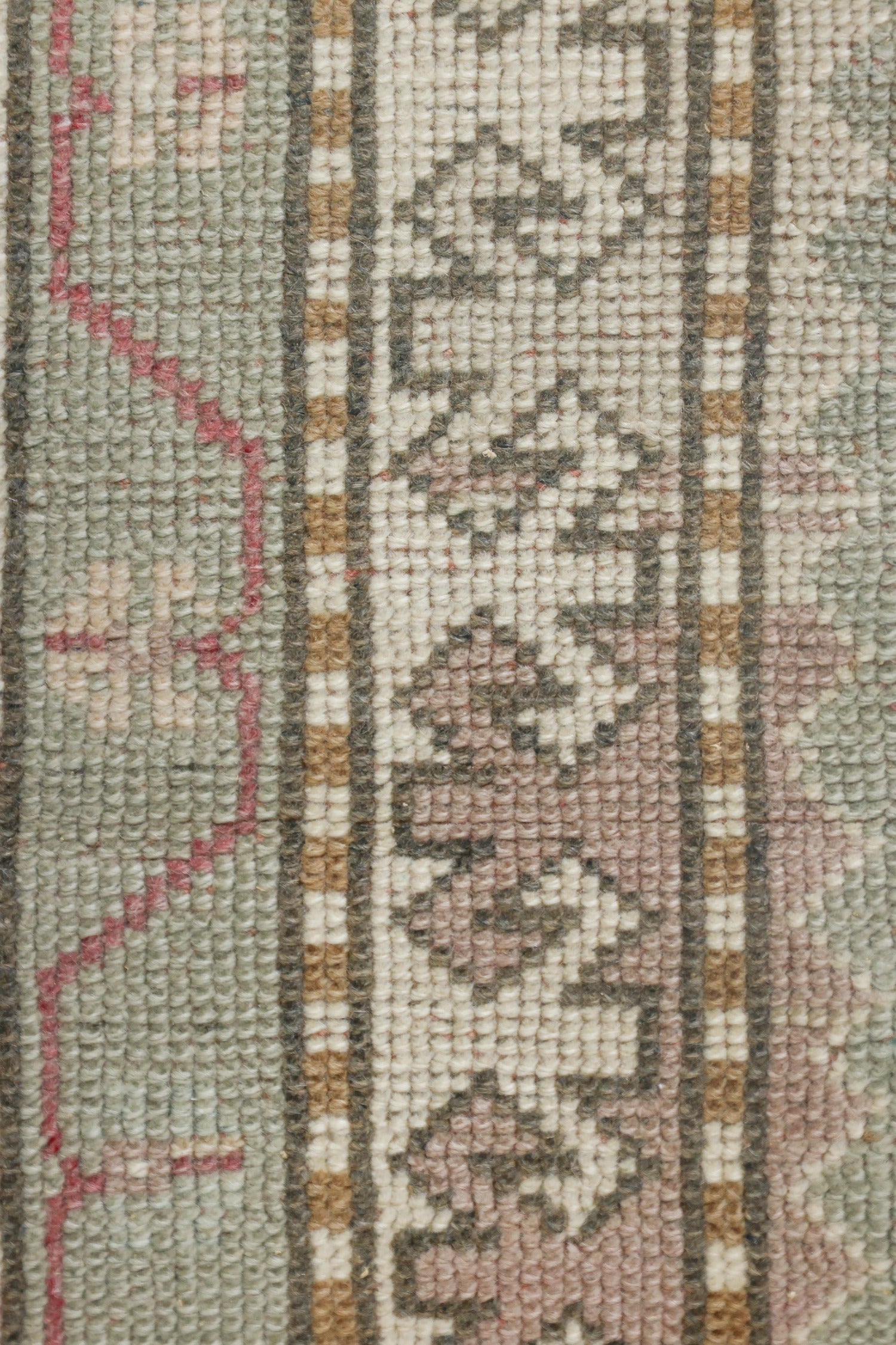 Vintage Sultanhan Handwoven Tribal Rug, J72386
