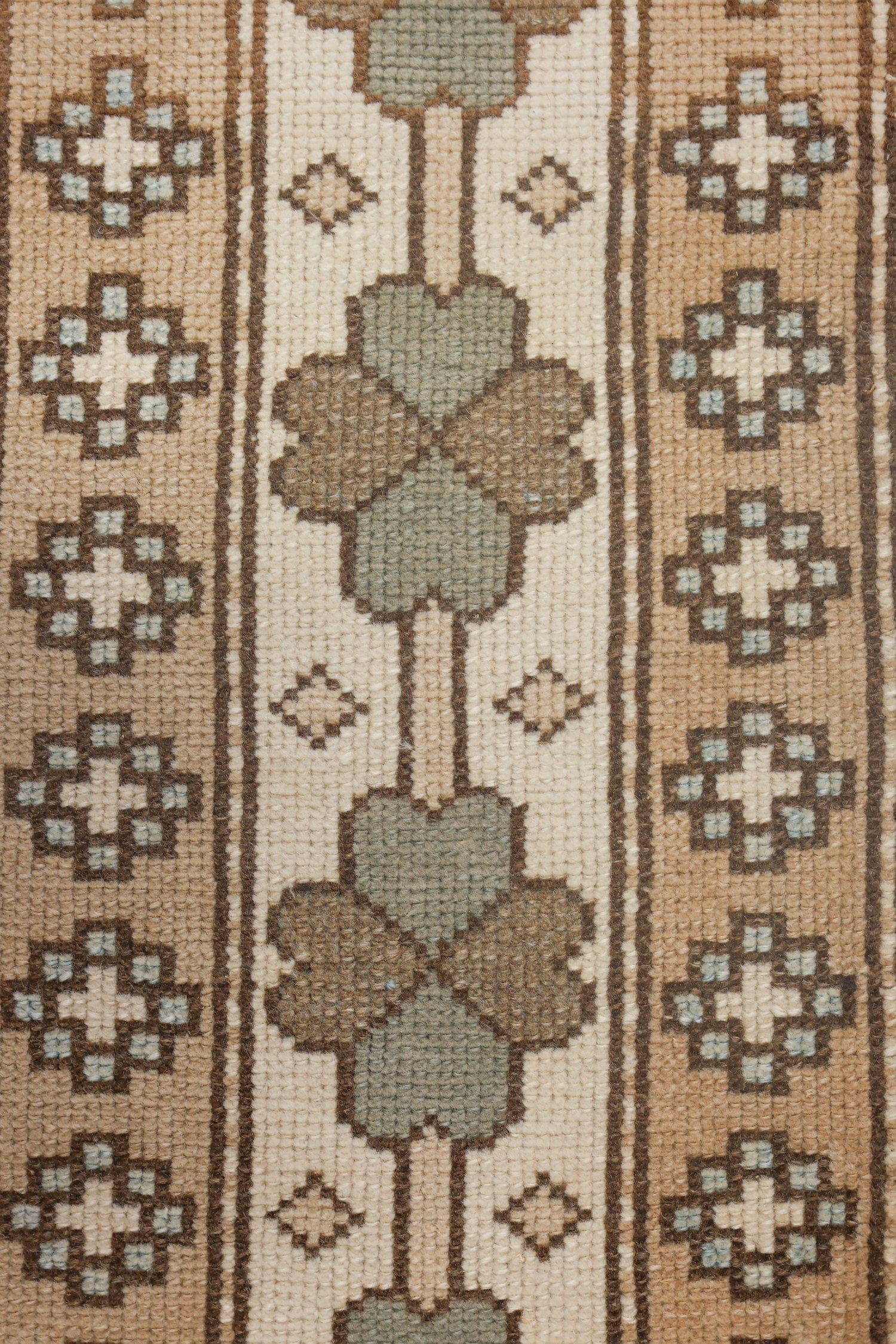 Vintage Sultanhan Handwoven Tribal Rug, J72399