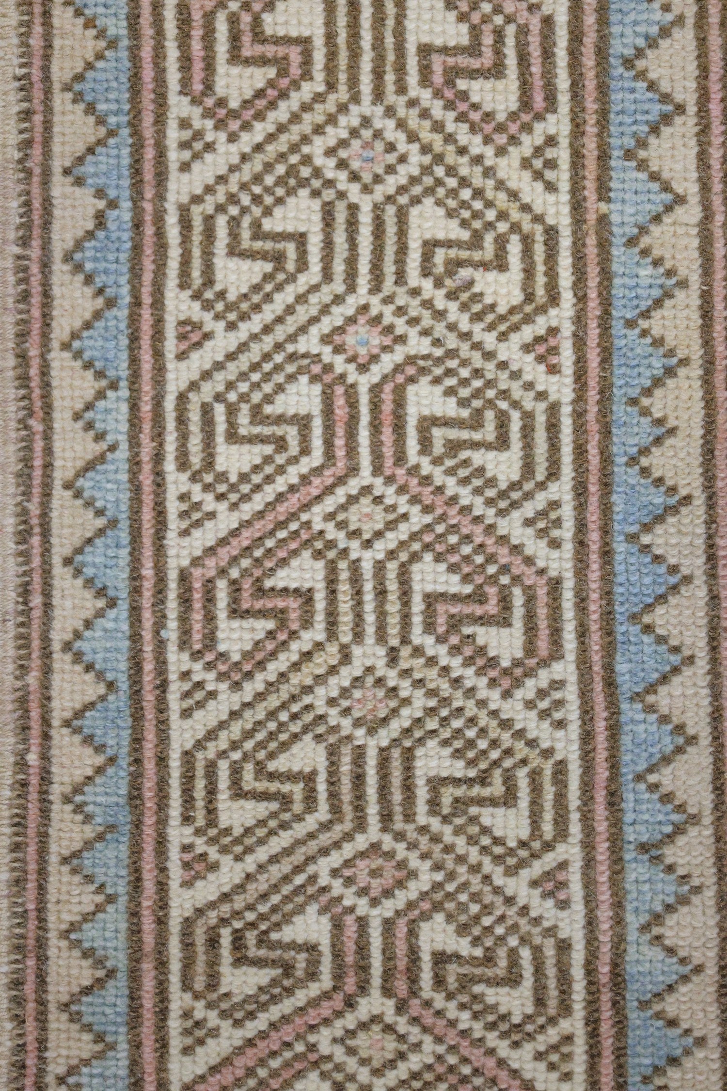 Vintage Sultanhani Handwoven Tribal Rug, J68432
