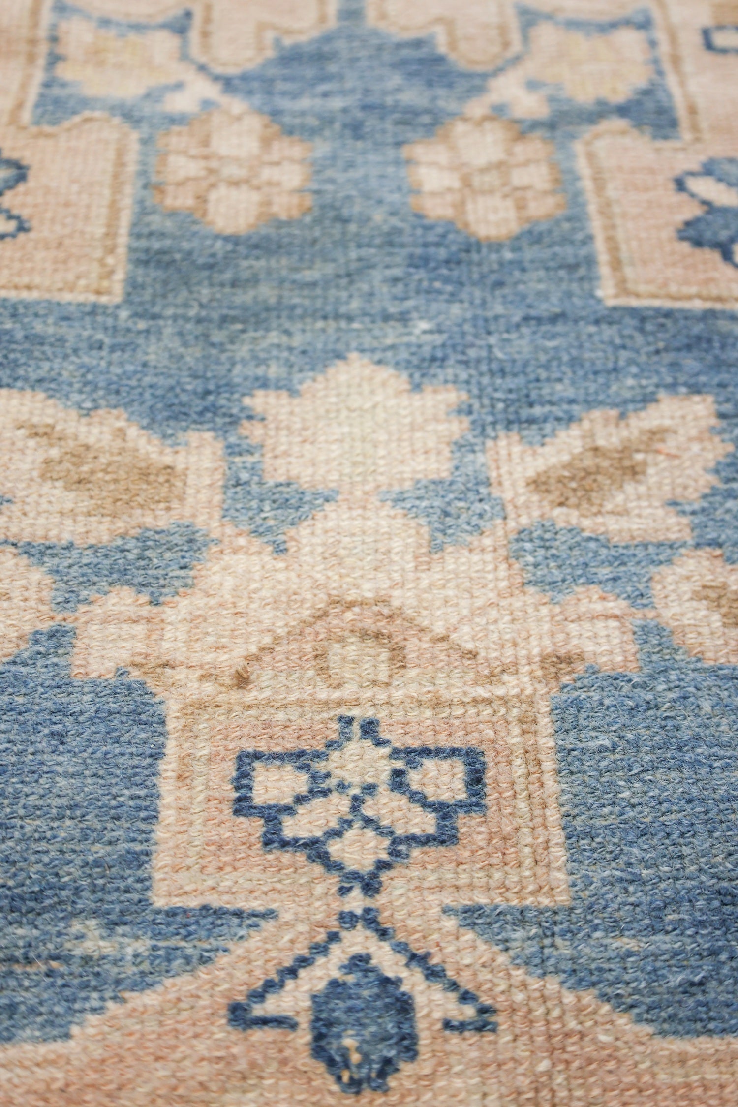 Vintage Tafresh Handwoven Tribal Rug, J73491