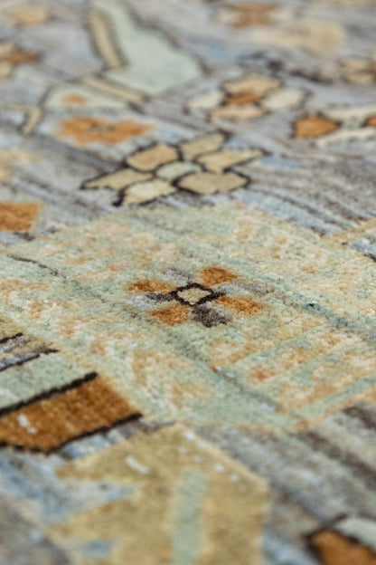 Tafresh Handwoven Tribal Rug, J89288