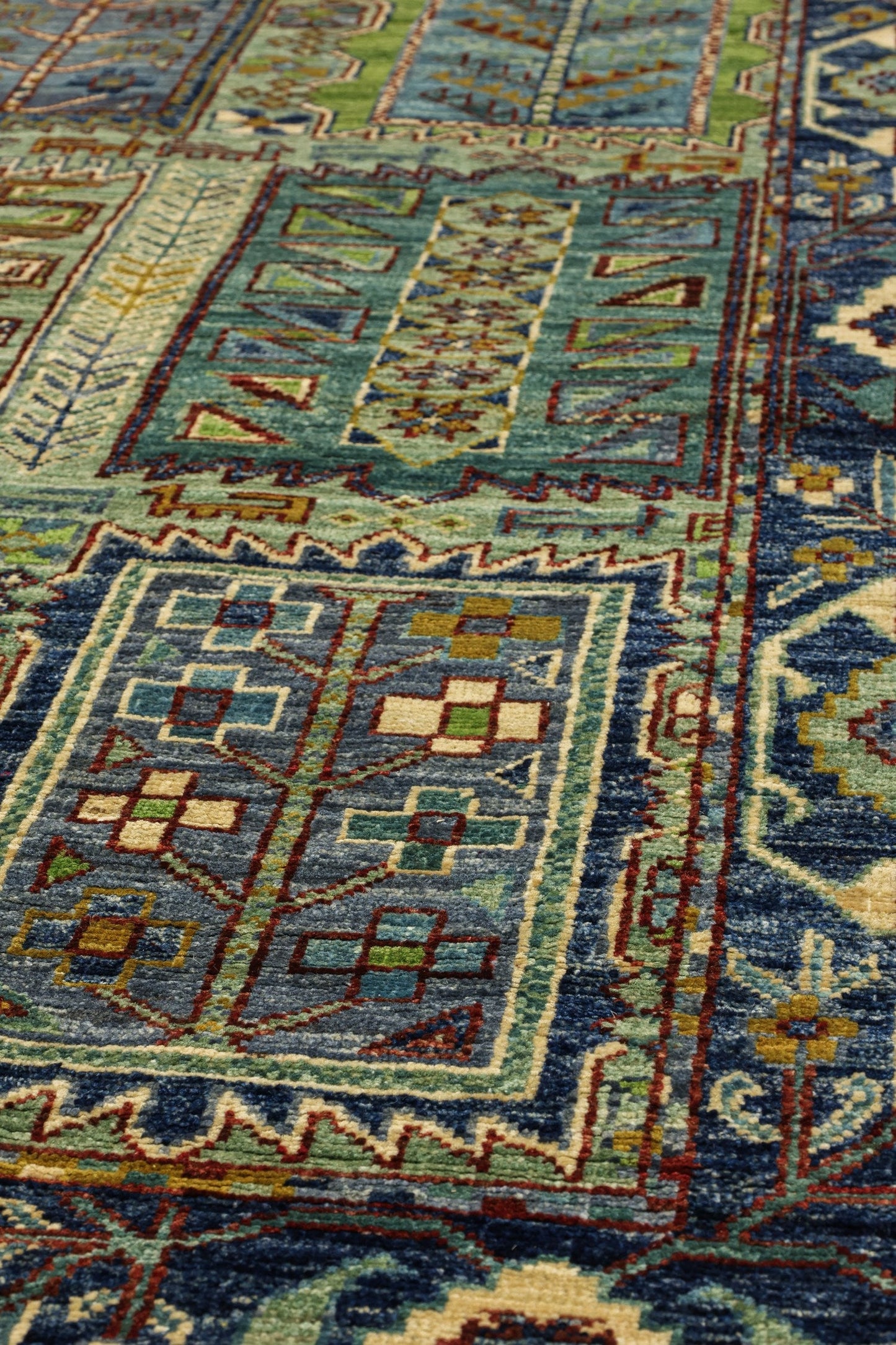 Timuri Baluchi Handwoven Tribal Rug, J81121