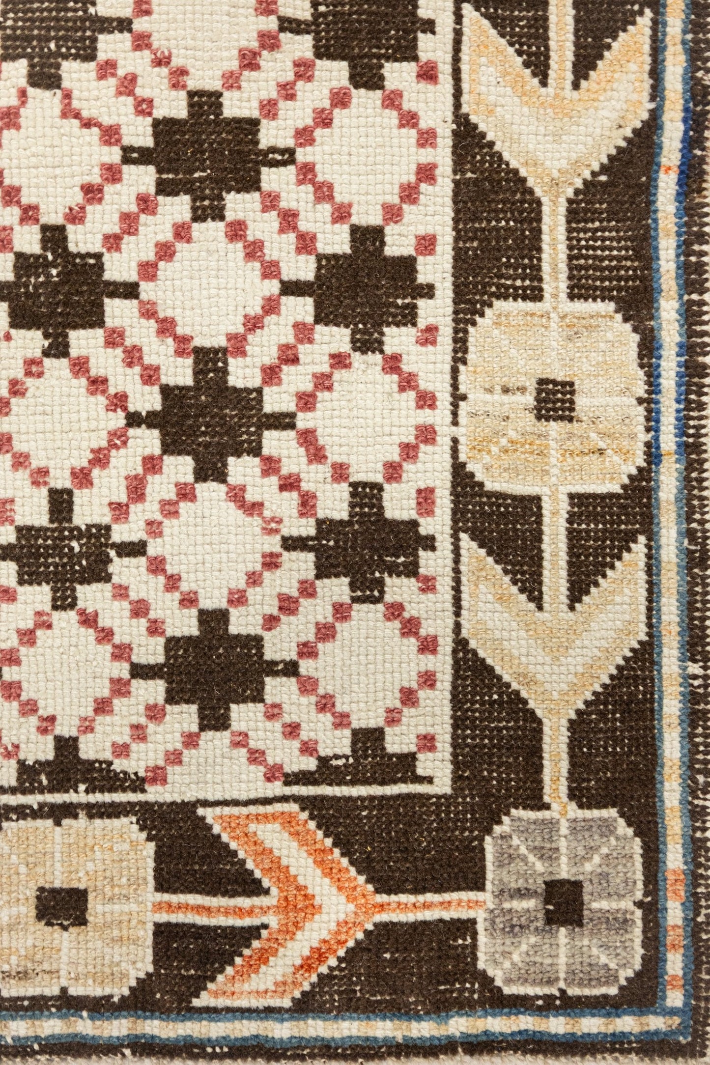 Trellis Kars Handwoven Tribal Rug, J88926