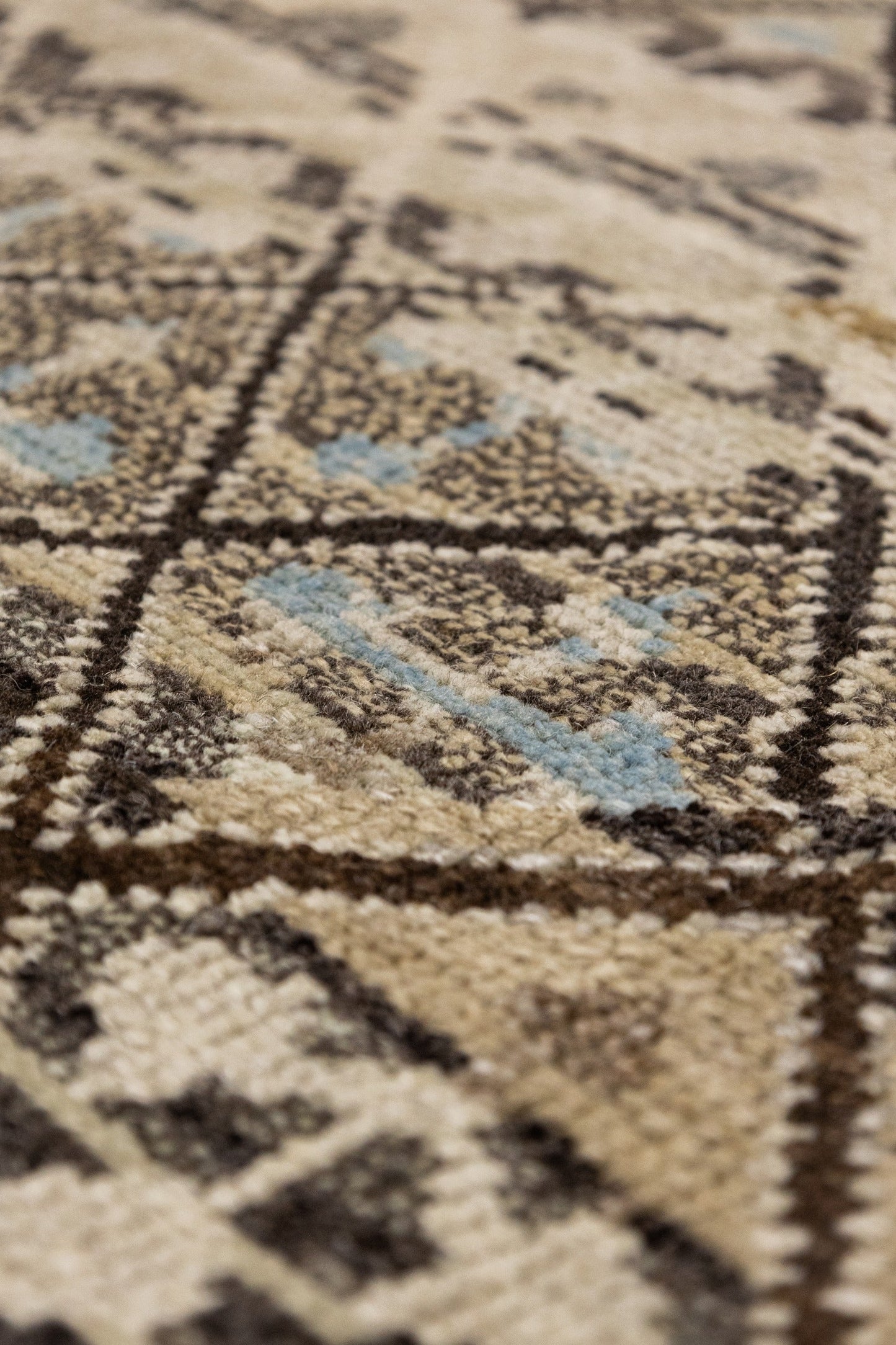 Trellis Kars Handwoven Tribal Rug, J88948