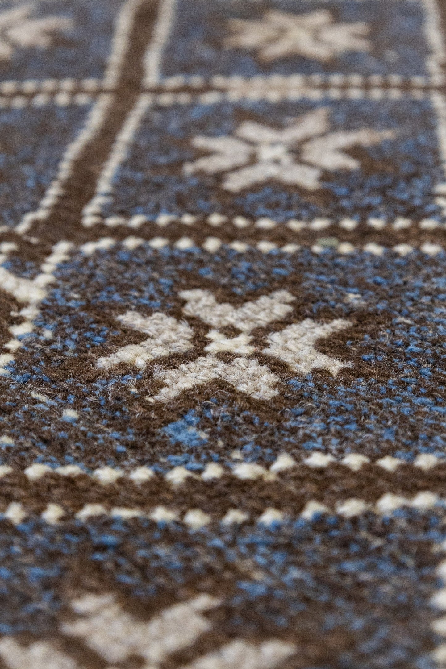 Trellis Kars Handwoven Tribal Rug, J88949