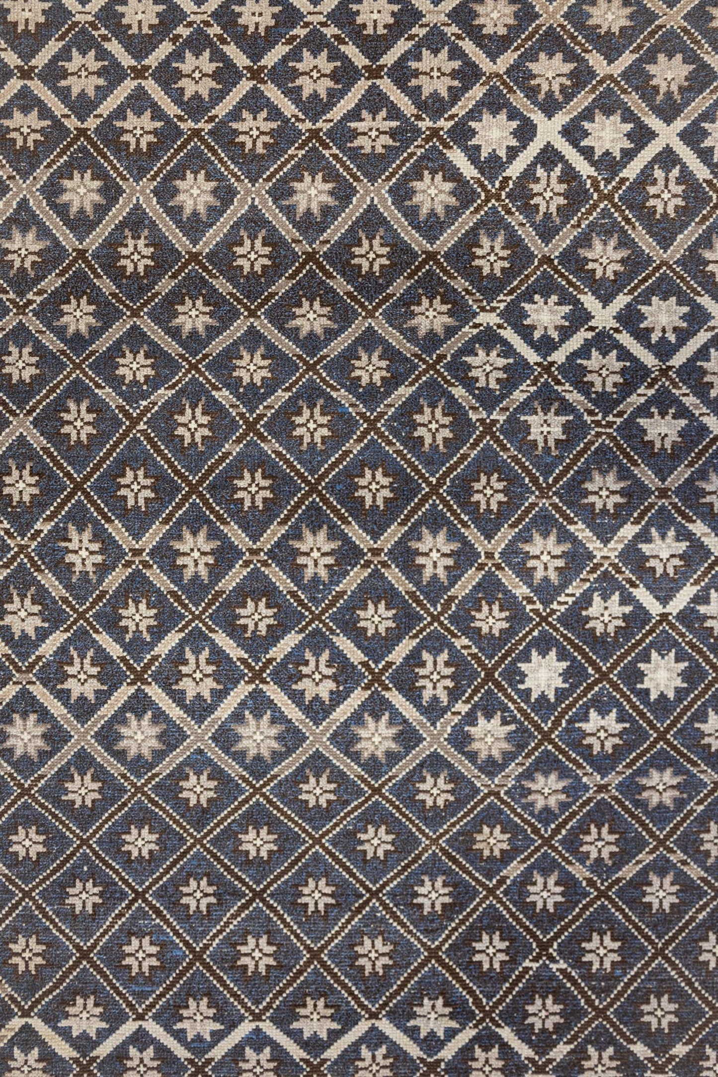 Trellis Kars Handwoven Tribal Rug, J88949
