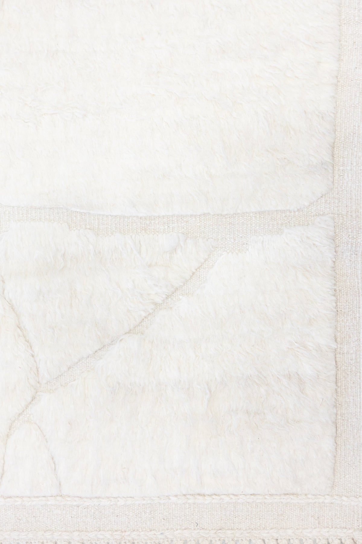 Tulu Handwoven Tribal Rug, J89094