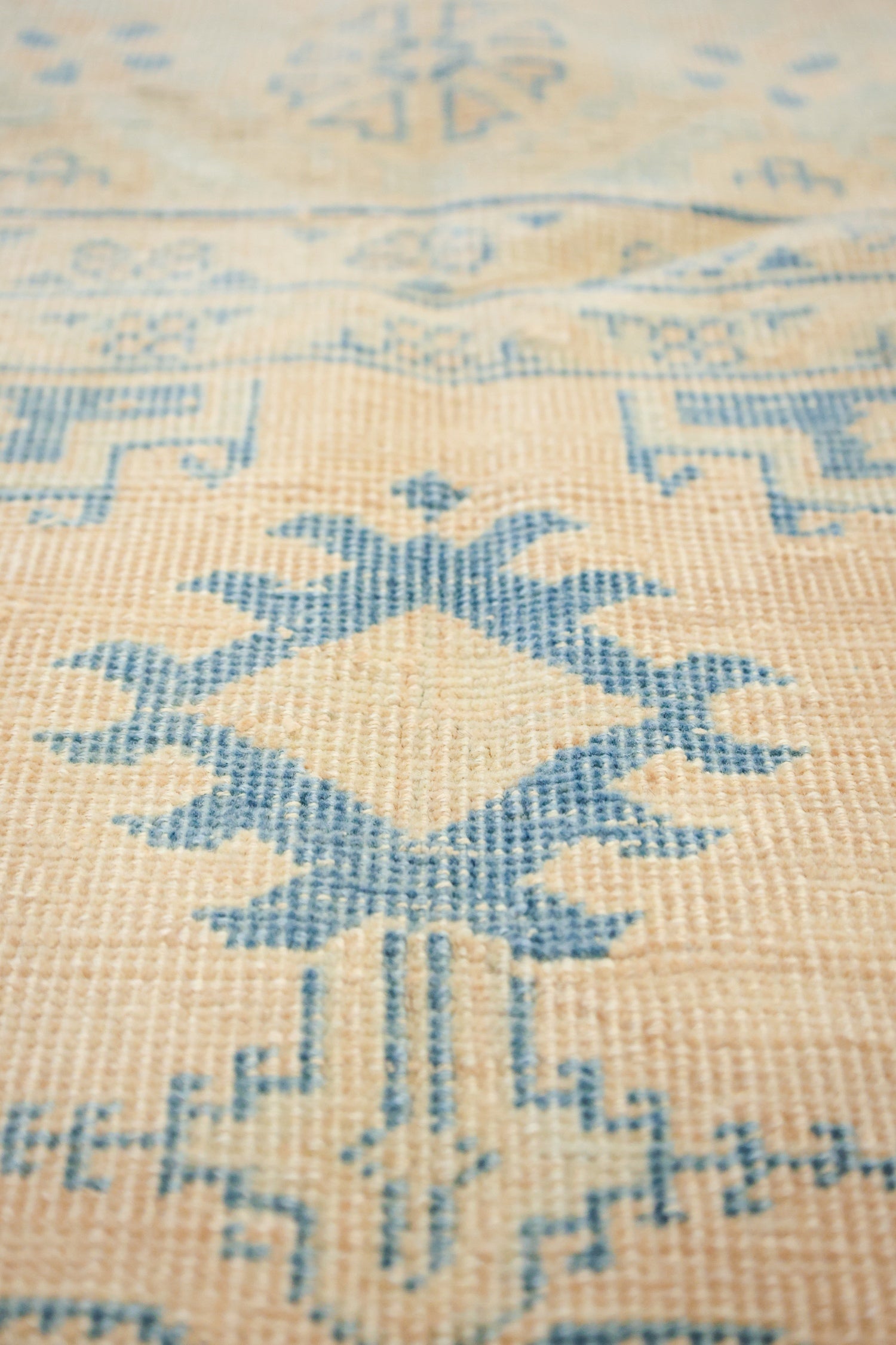 Vintage Veece Handwoven Tribal Rug, J69219