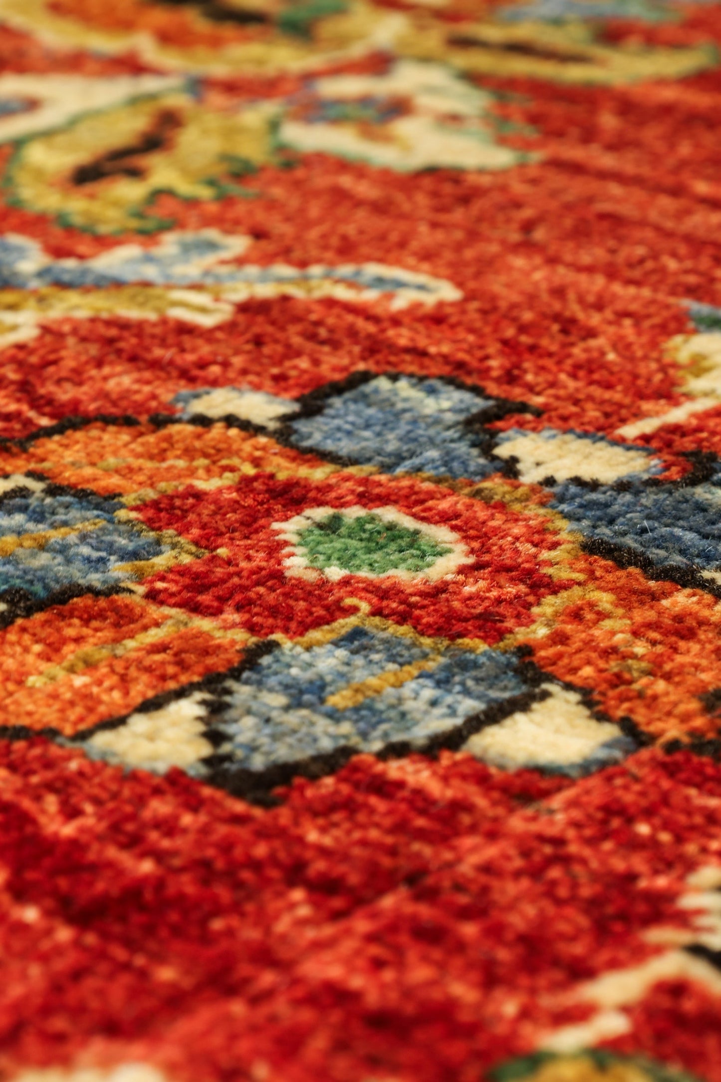 Zigler Mahal Handwoven Tribal Rug, J81012