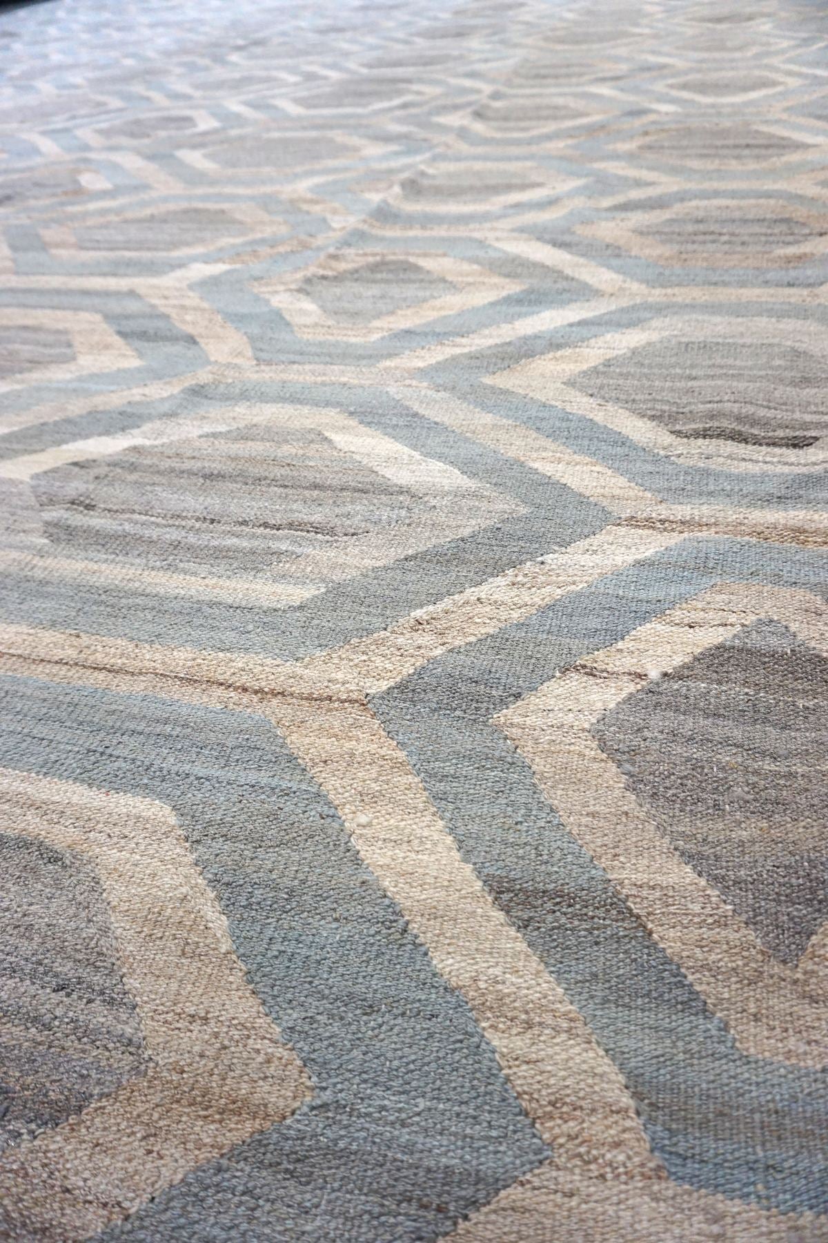 Honeycomb Kilim Handwoven Contemporary Rug, J56677