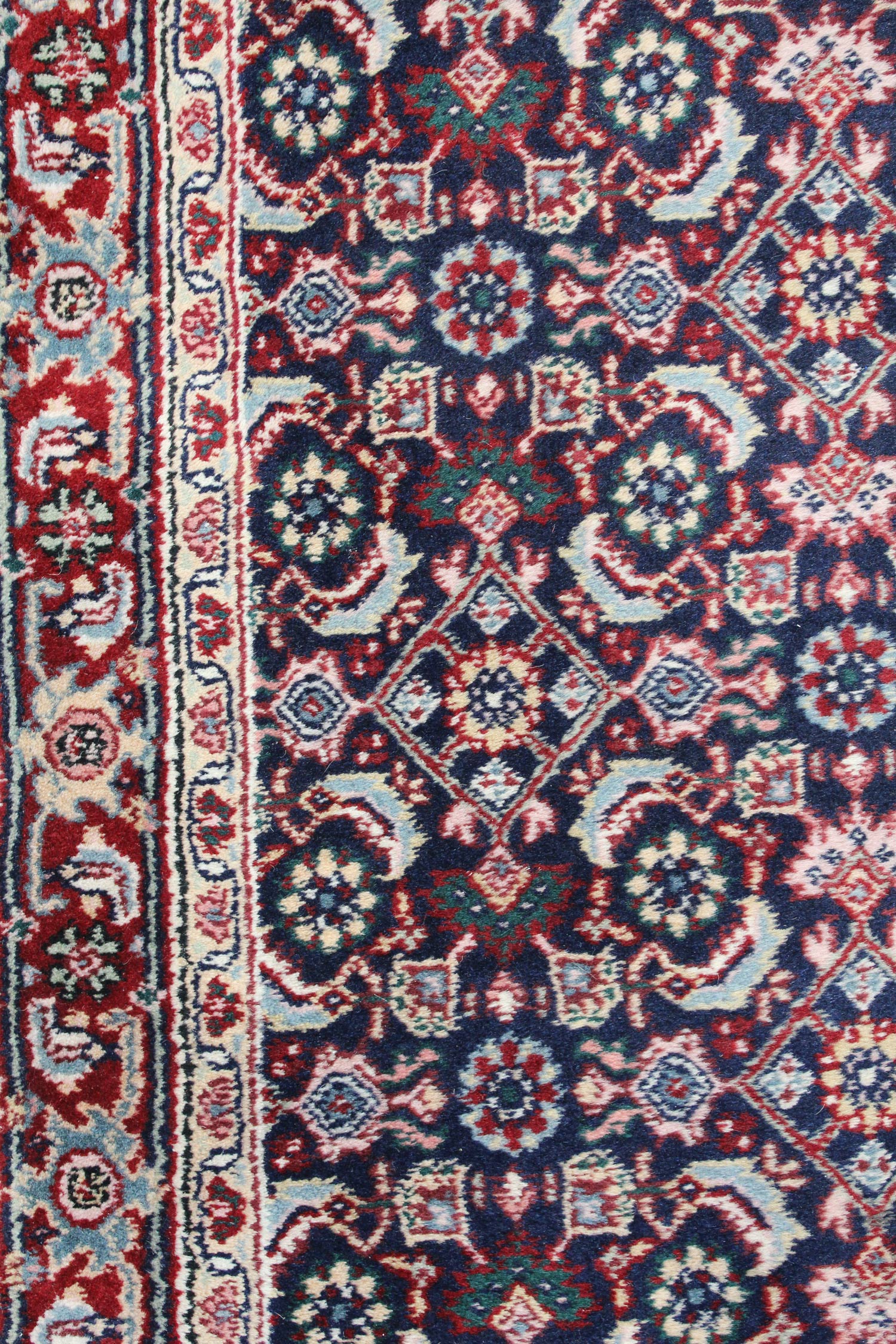 Bijar Handwoven Traditional Rug, J59415