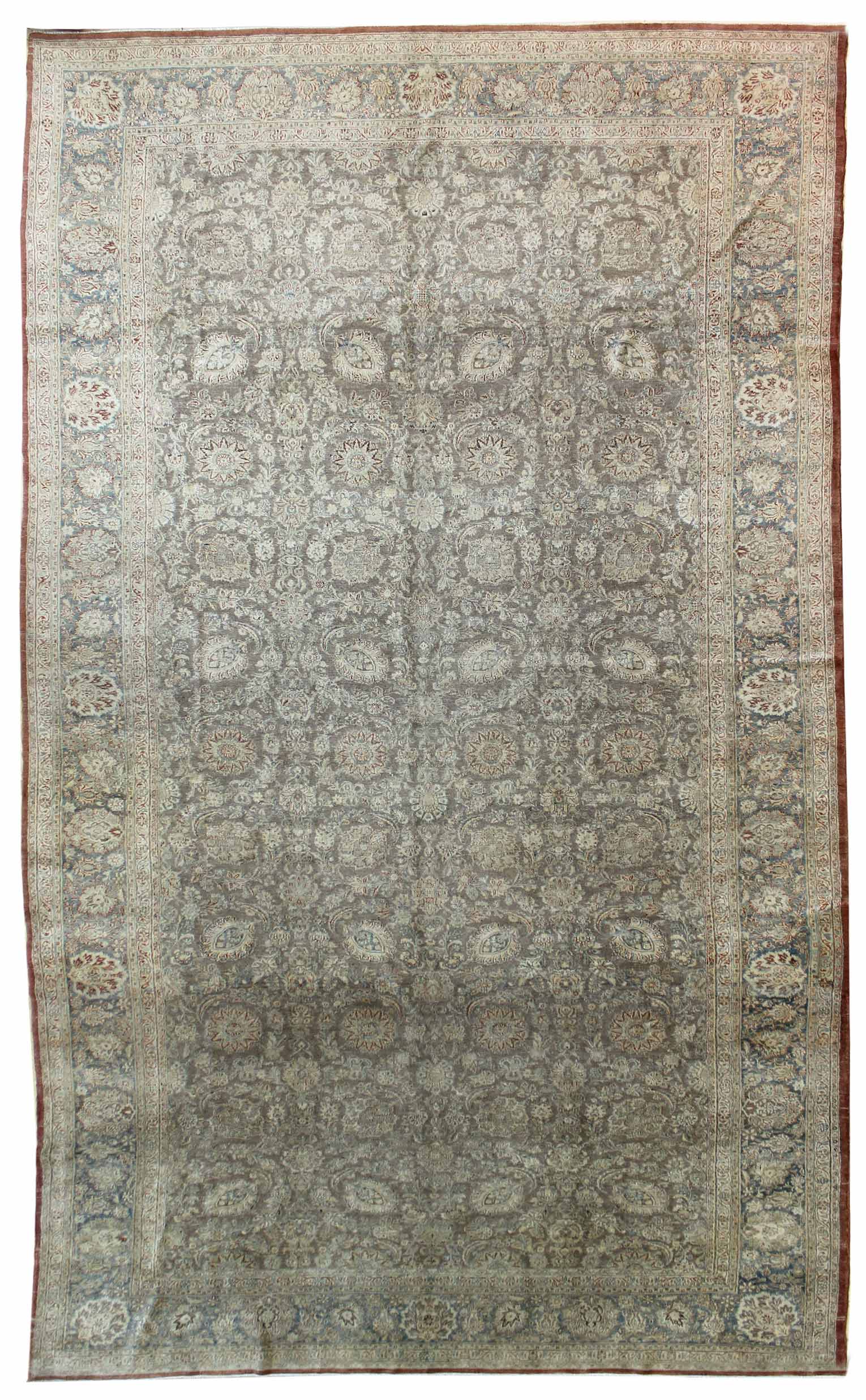 Antique Kazvin Handwoven Traditional Rug