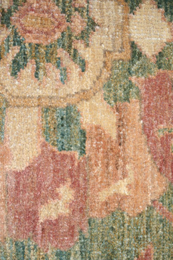 Sultanabad Handwoven Traditional Rug, 2324