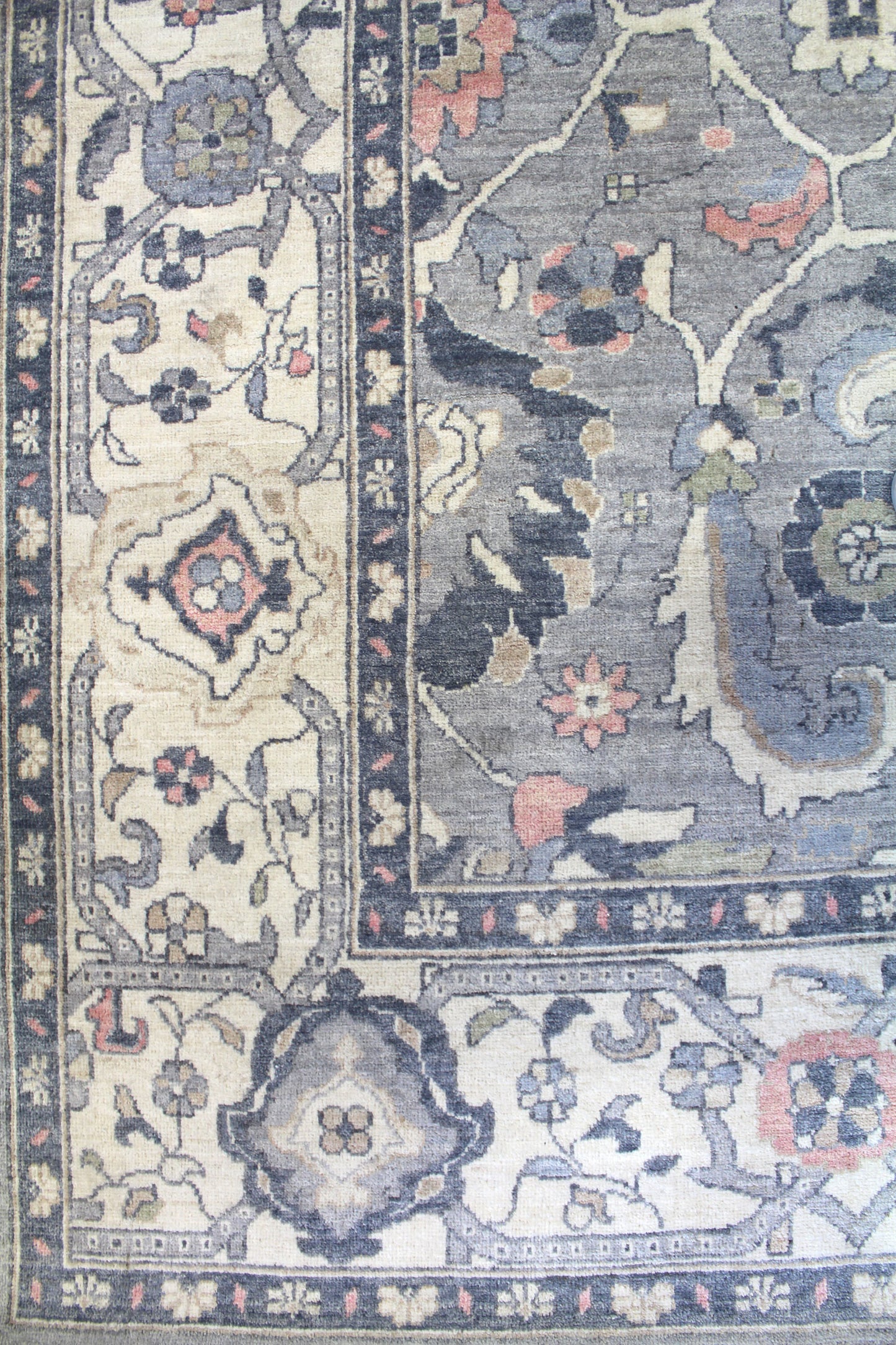 Sultanabad Handwoven Traditional Rug, J57844