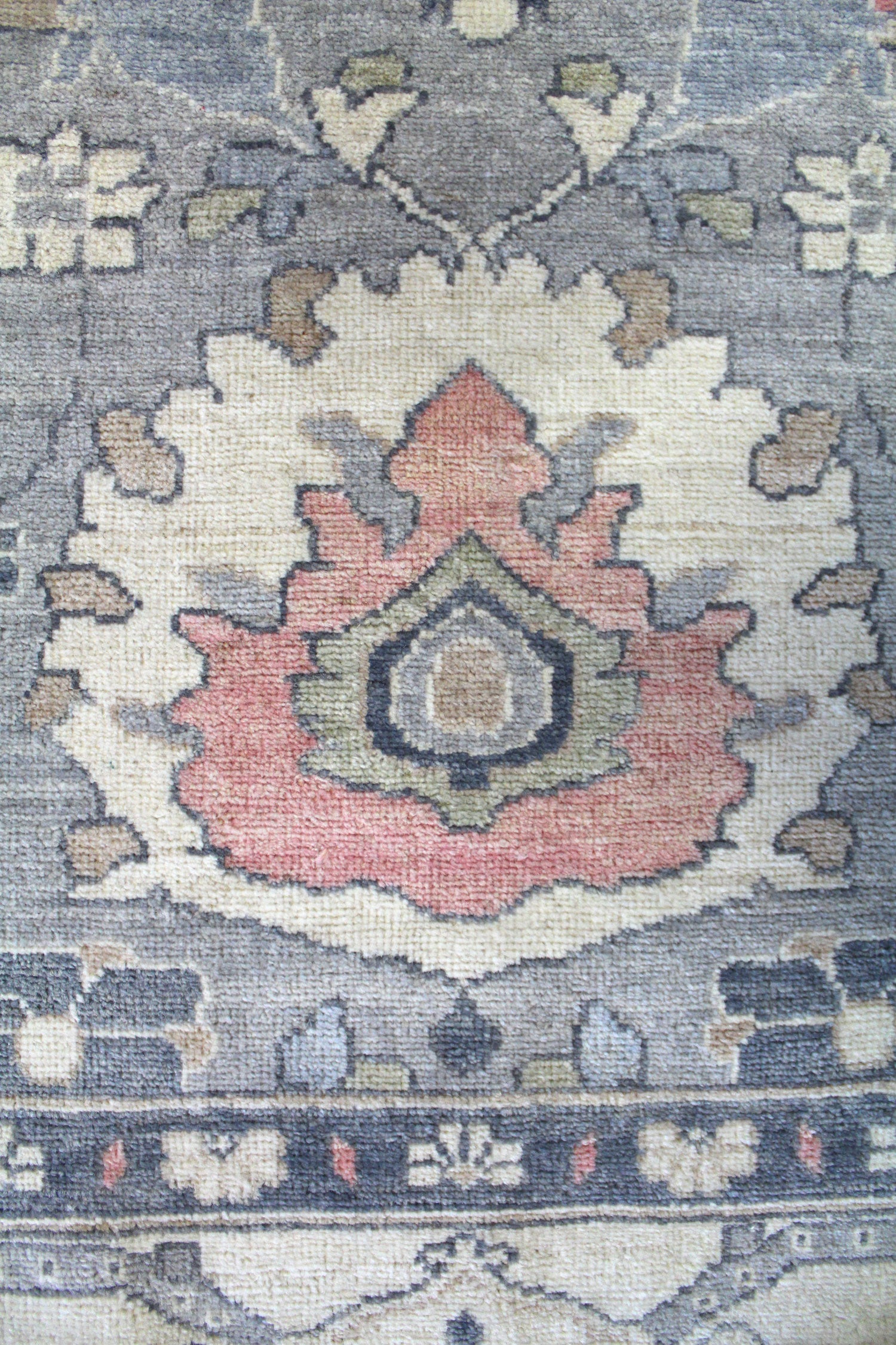 Sultanabad Handwoven Traditional Rug, J57844