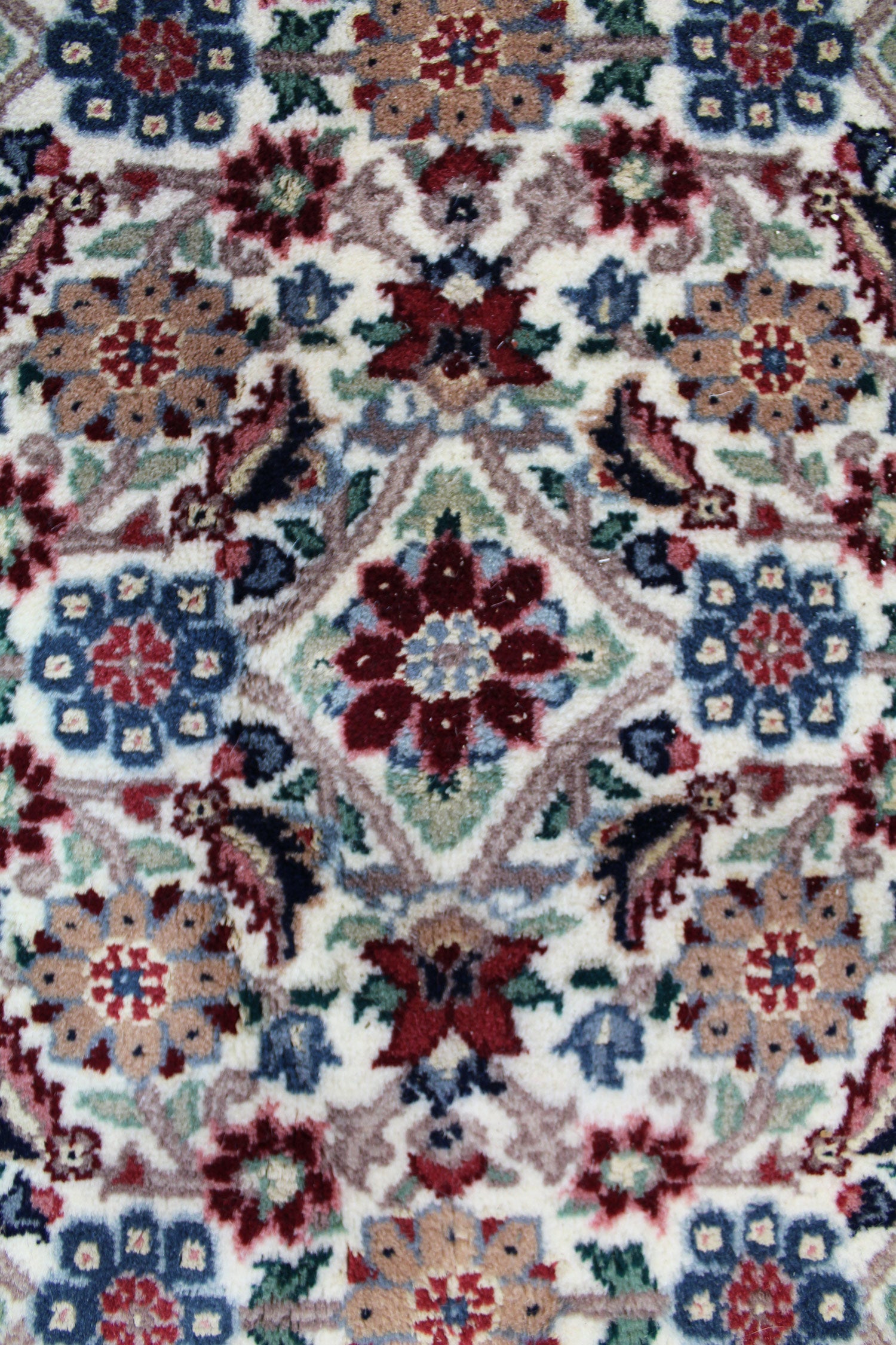 Tabriz Handwoven Traditional Rug, J58631