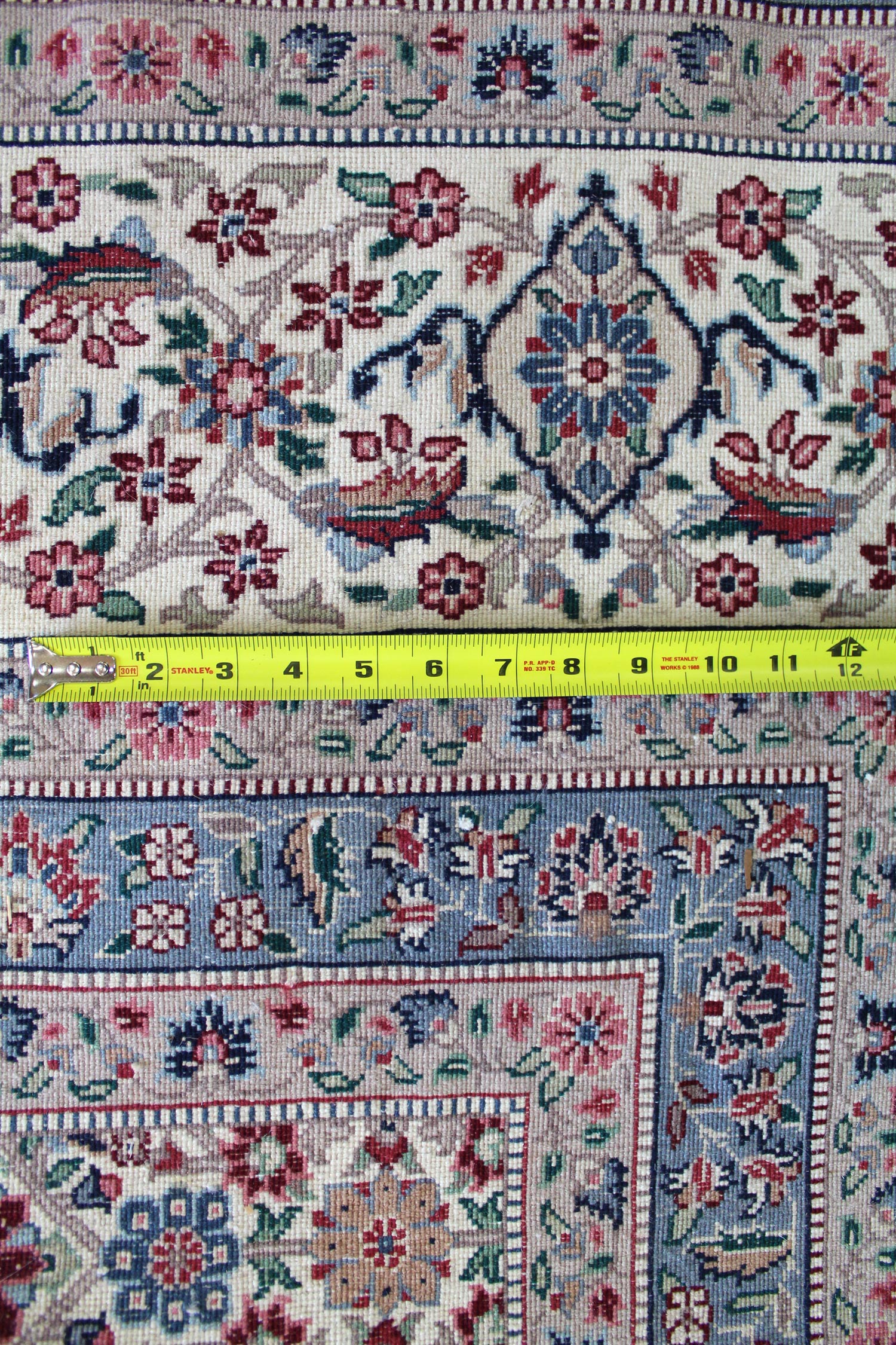 Tabriz Handwoven Traditional Rug, J58631