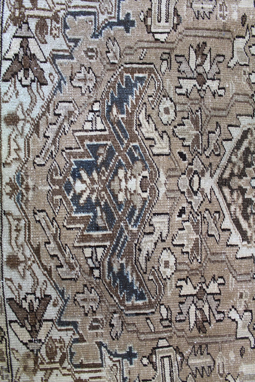 Vintage Heriz Handwoven Transitional Rug, J58794