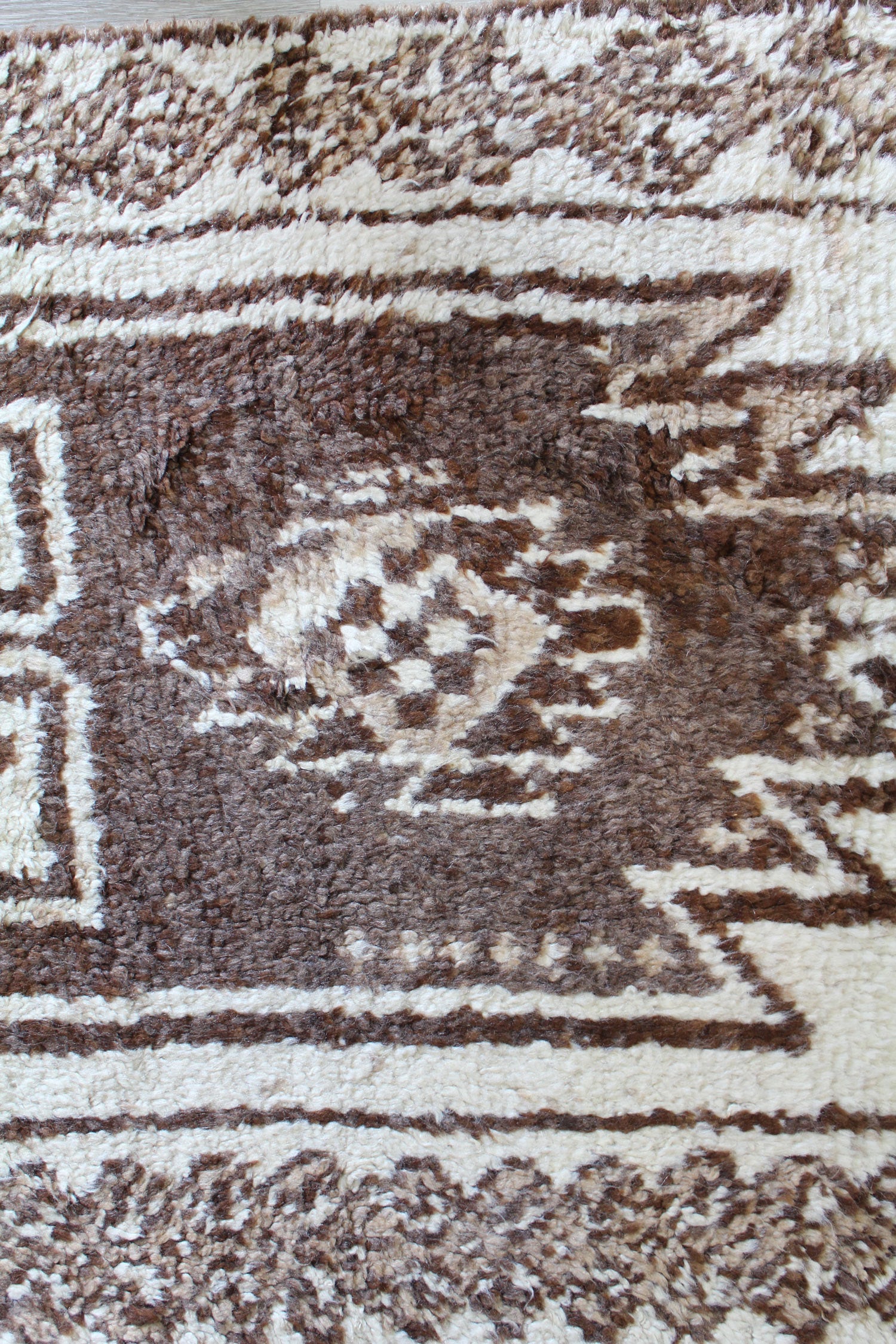 Vintage Herki Handwoven Tribal Rug, J59043
