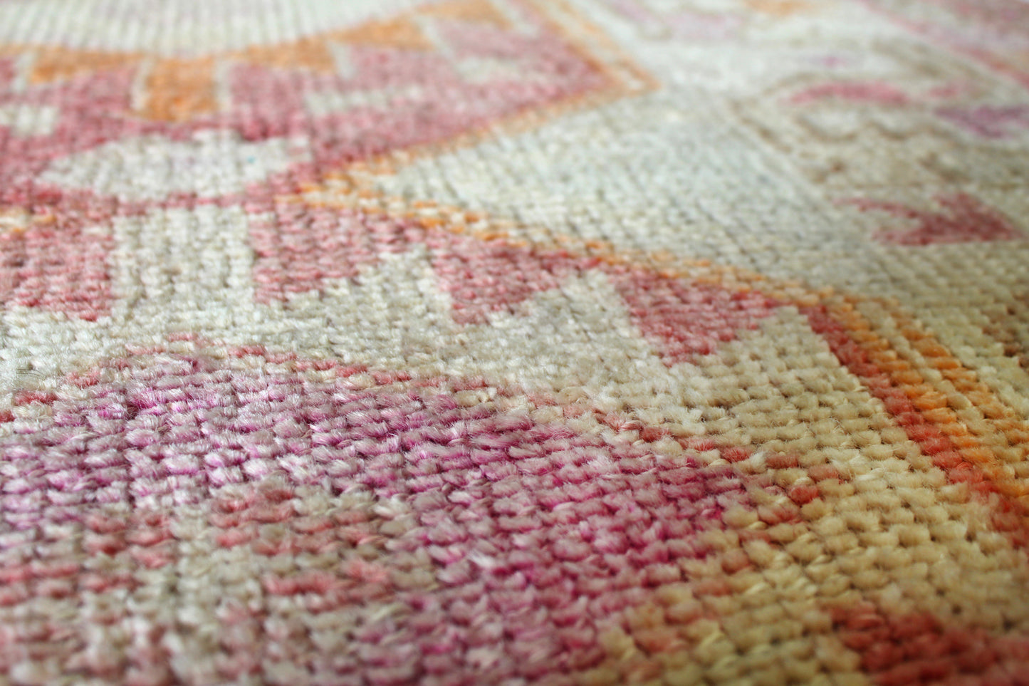 Vintage Herki Handwoven Tribal Rug, J59044