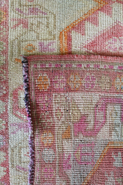 Vintage Herki Handwoven Tribal Rug, J59044