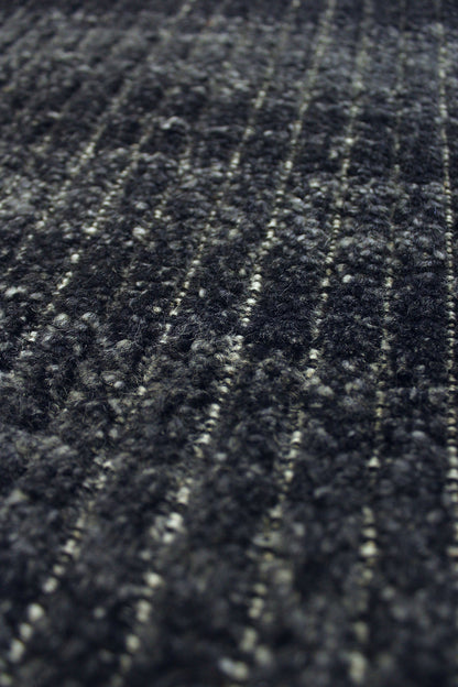 Pyramid Handwoven Contemporary Rug, J69386