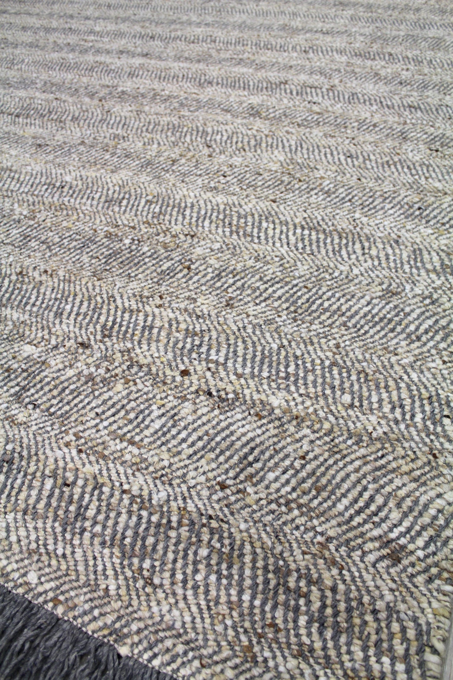 Rustic Diagonal Handwoven Contemporary Rug, J63238