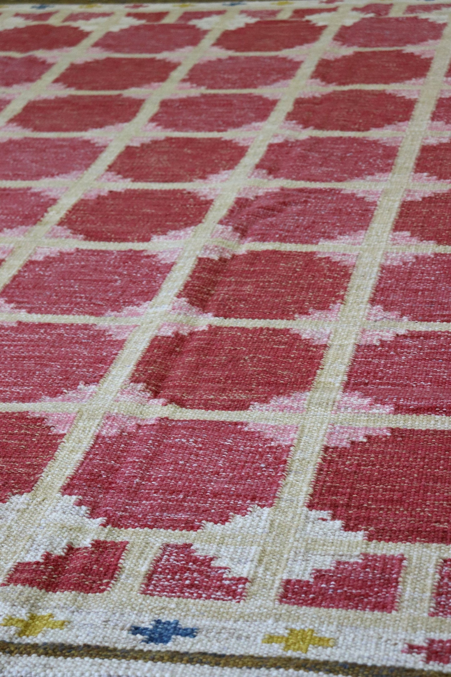 Solren Scandinavian Handwoven Design Rug