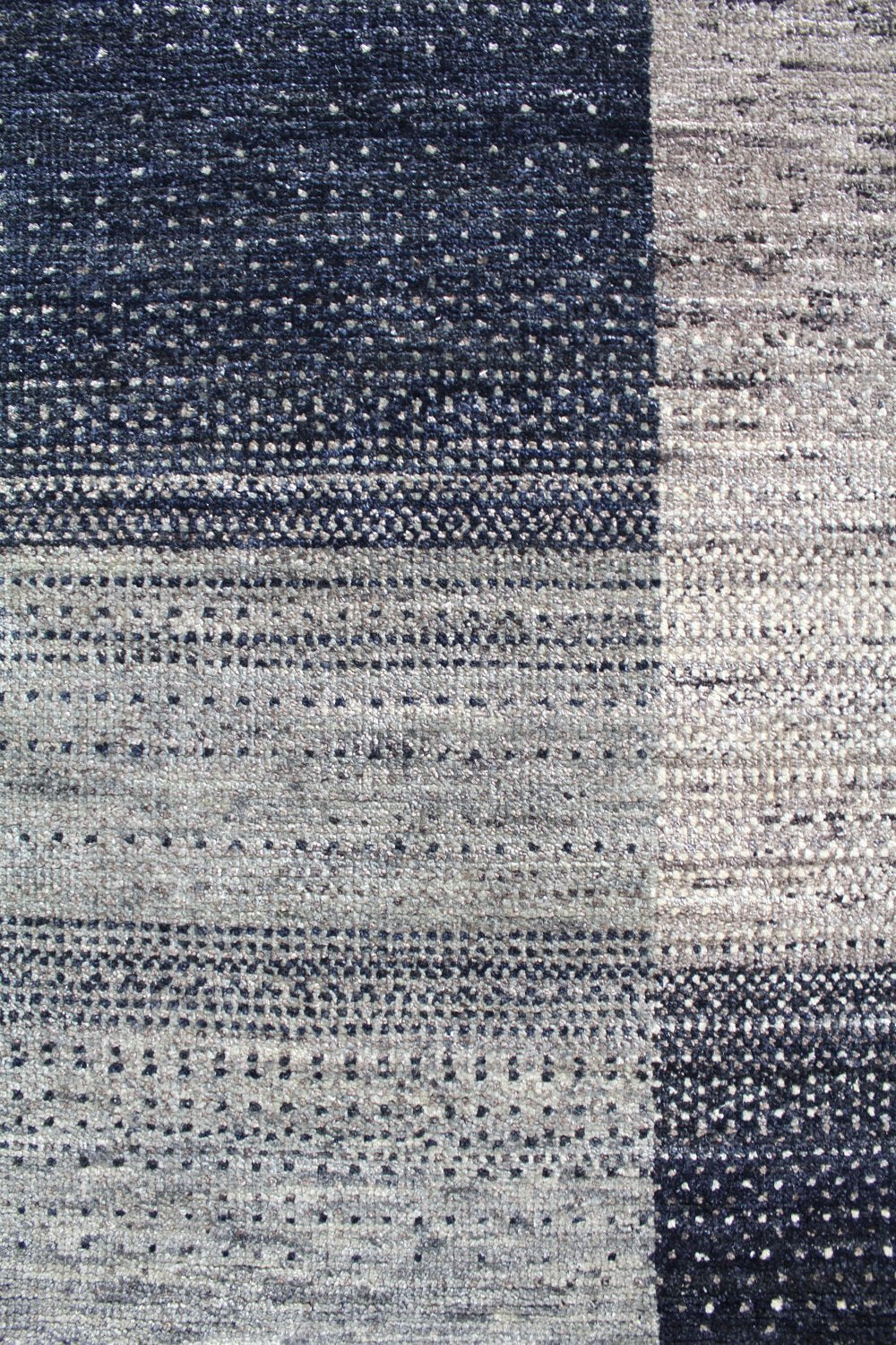 Tides Handwoven Contemporary Rug, J60040