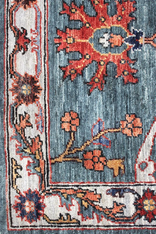 Arabesque Handwoven Traditional Rug, J63952