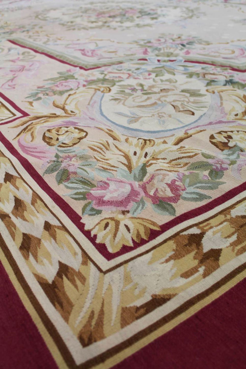 Aubusson Handwoven Traditional Closeout Rug, J61990