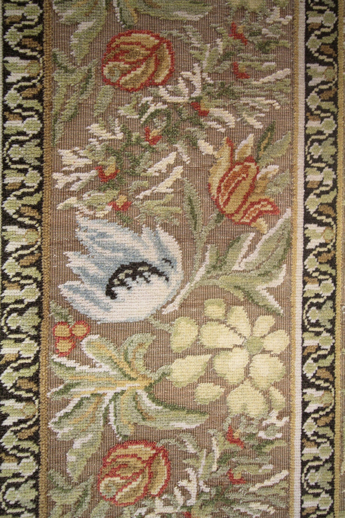 Axminster Handwoven Traditional Rug, J63352