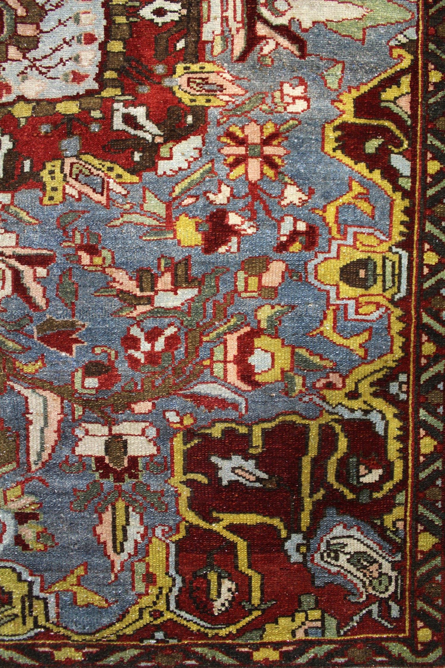 Vintage Bakhtiari Handwoven Traditional Rug, J63380