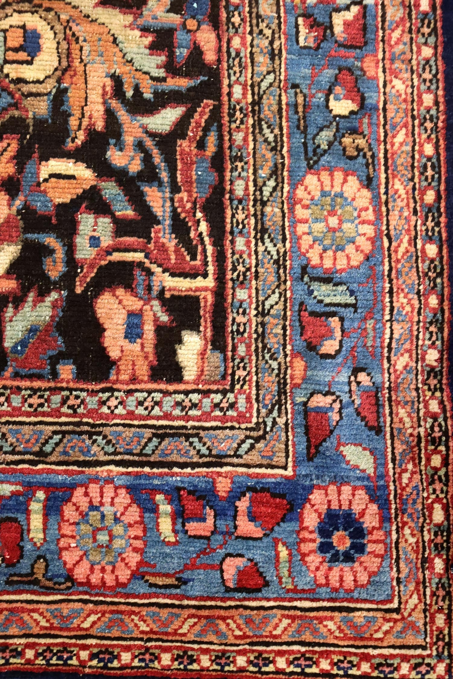 Vintage Bakhtiari Handwoven Traditional Rug, J65468