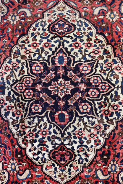 Vintage Bakhtiari Handwoven Traditional Rug, J65474