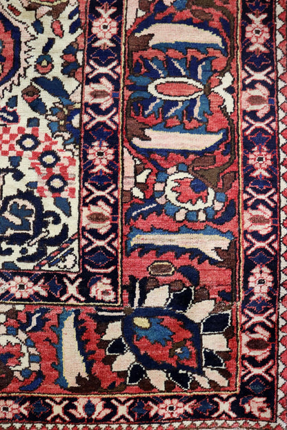 Vintage Bakhtiari Handwoven Traditional Rug, J65474