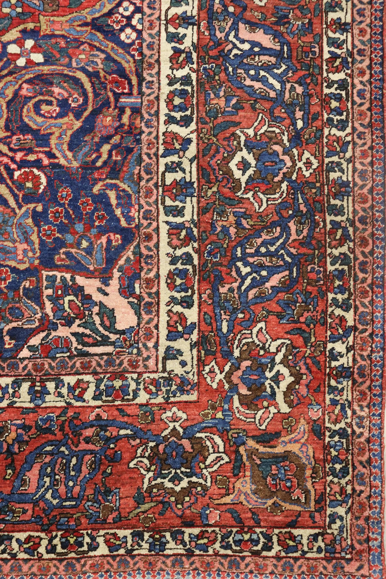 Antique Bakhtiari Handwoven Traditional Rug, J67175