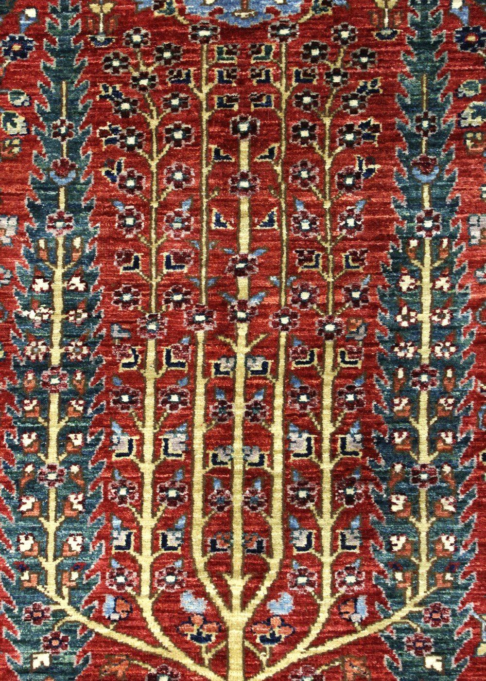 Cypress Lavar Handwoven Traditional Rug, J68760