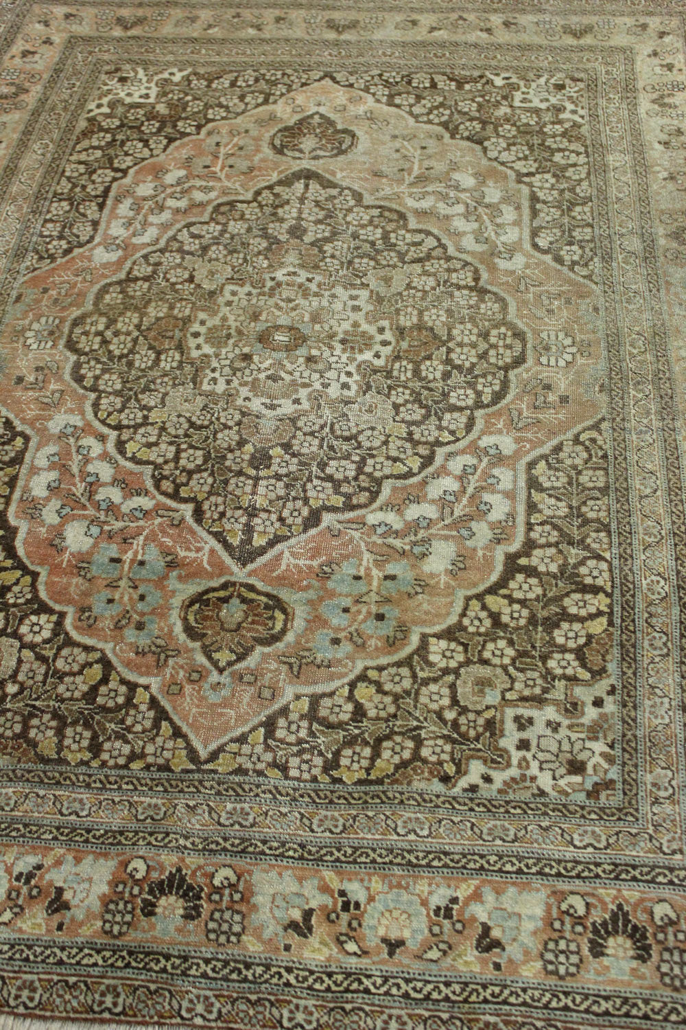 Antique Haji Jalili Tabriz Handwoven Traditional Rug, JF8598